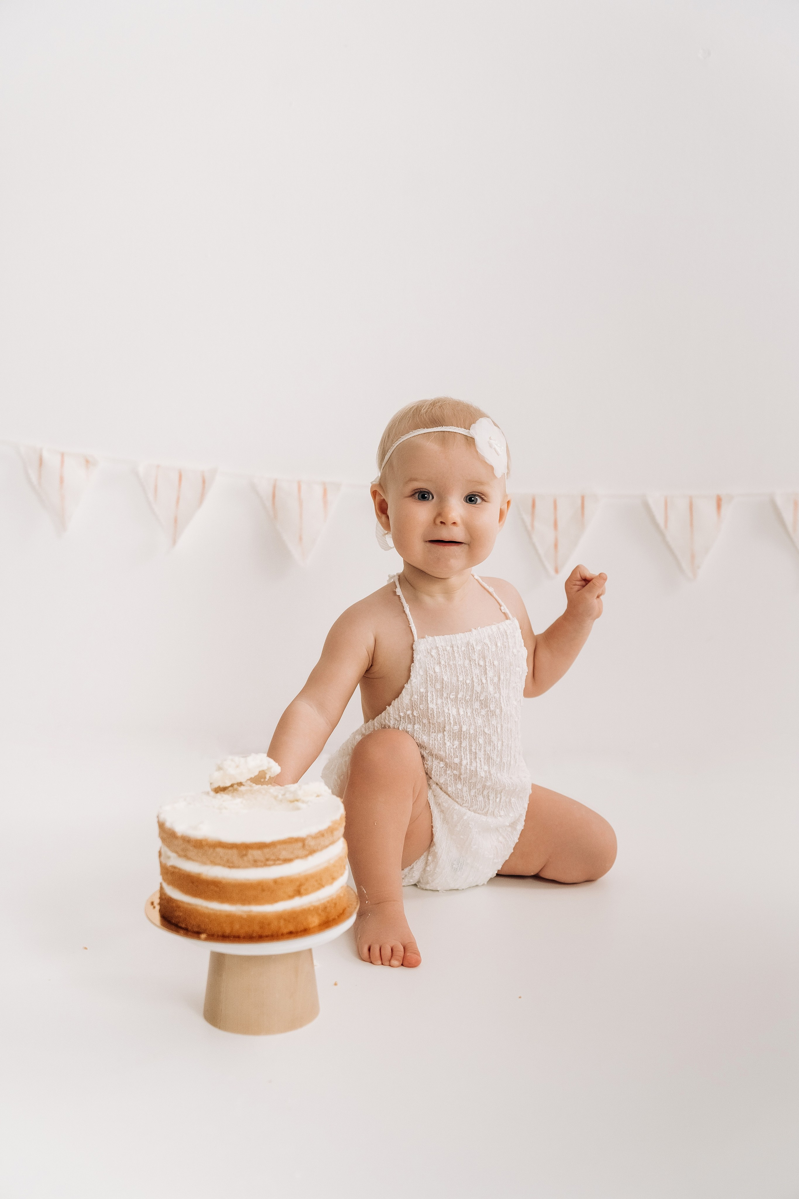 Фотосессия на годик Анюте. Семейный фотограф СПб Анастасия Василь. Фотосессия на годик