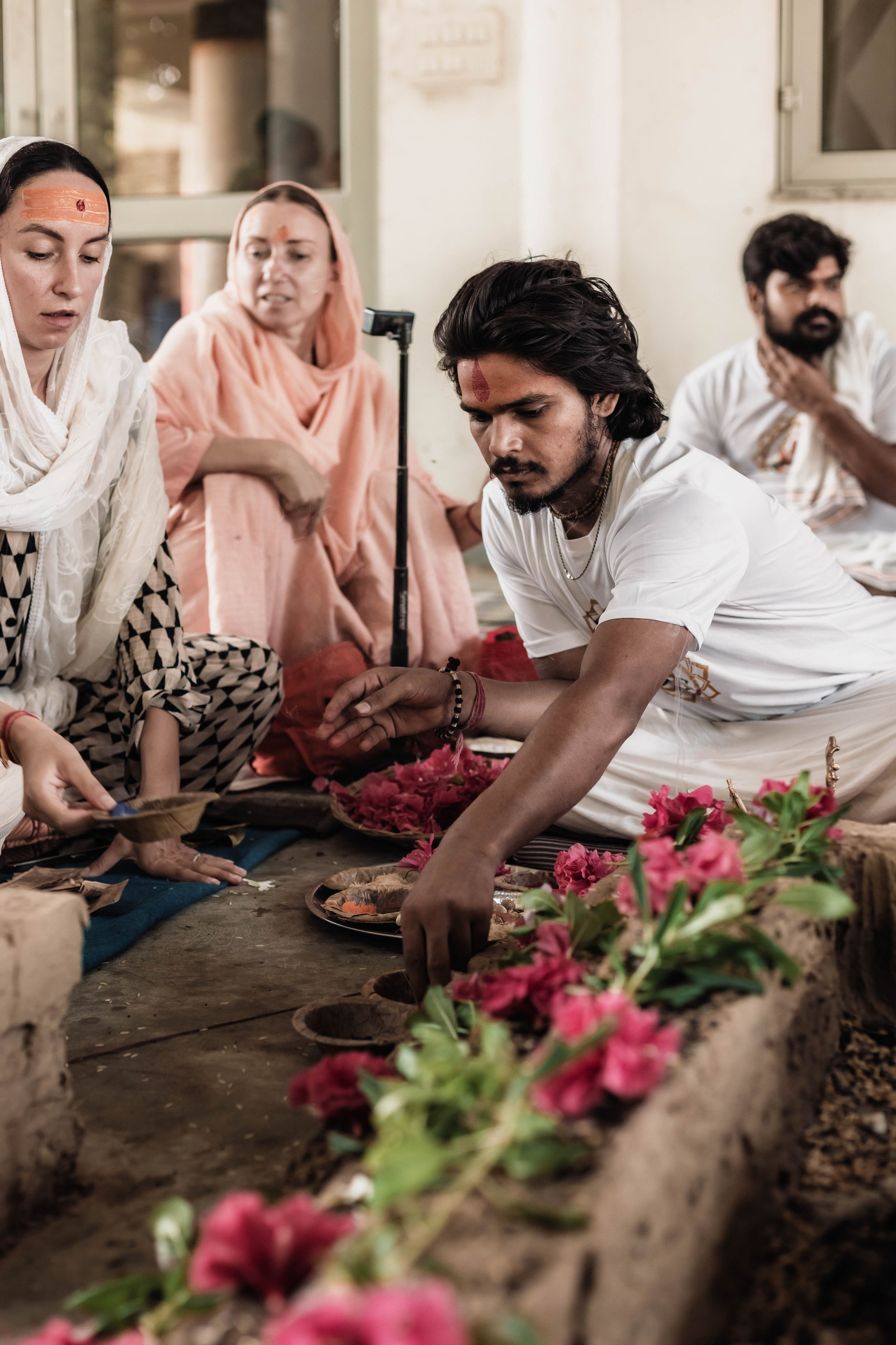 Pitri Paksha yagyas & poojas Devraha Baba ji ashram. Mariam Bagdasaryan