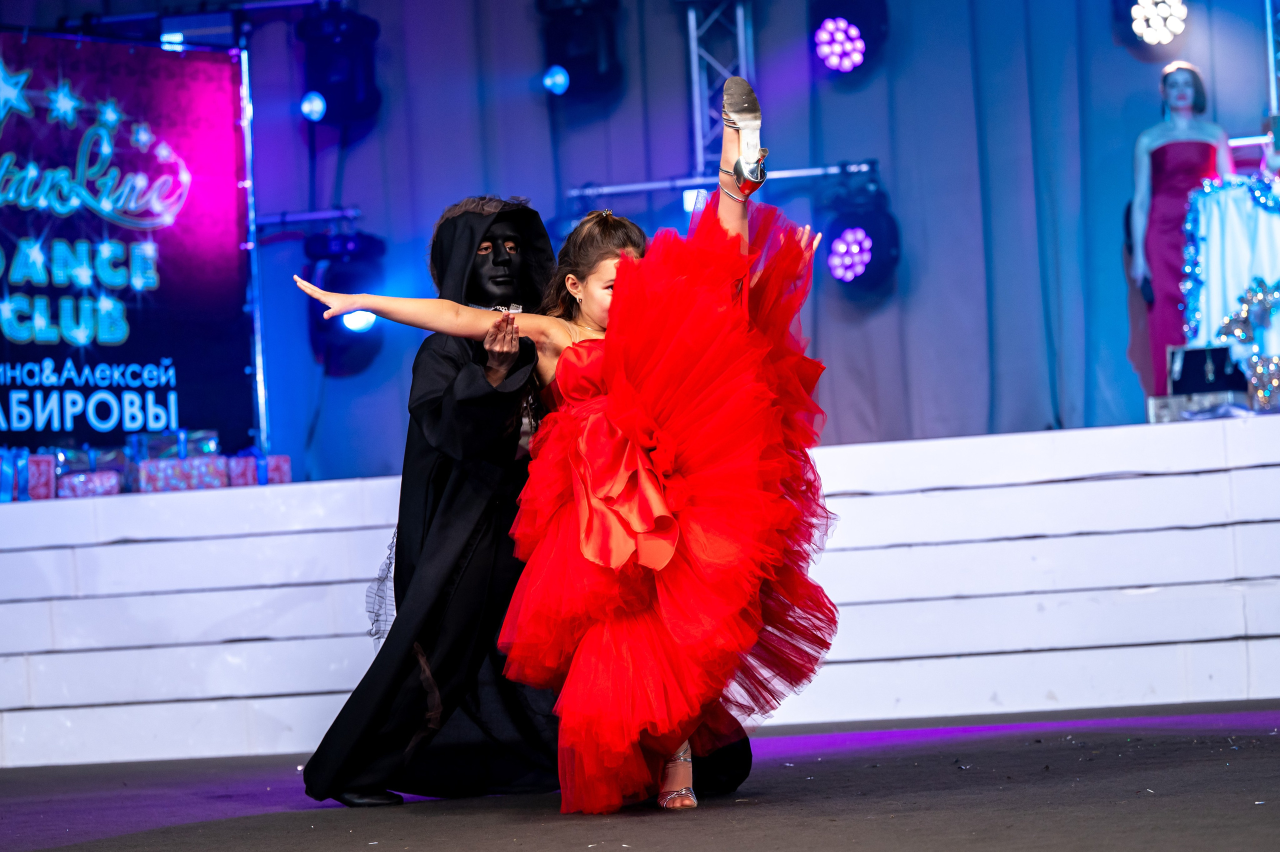 SL Новогодний отчетный концерт 2024/2025. Спортивный фотограф в Туле и Тульской области. Файсханова Фото Спорт