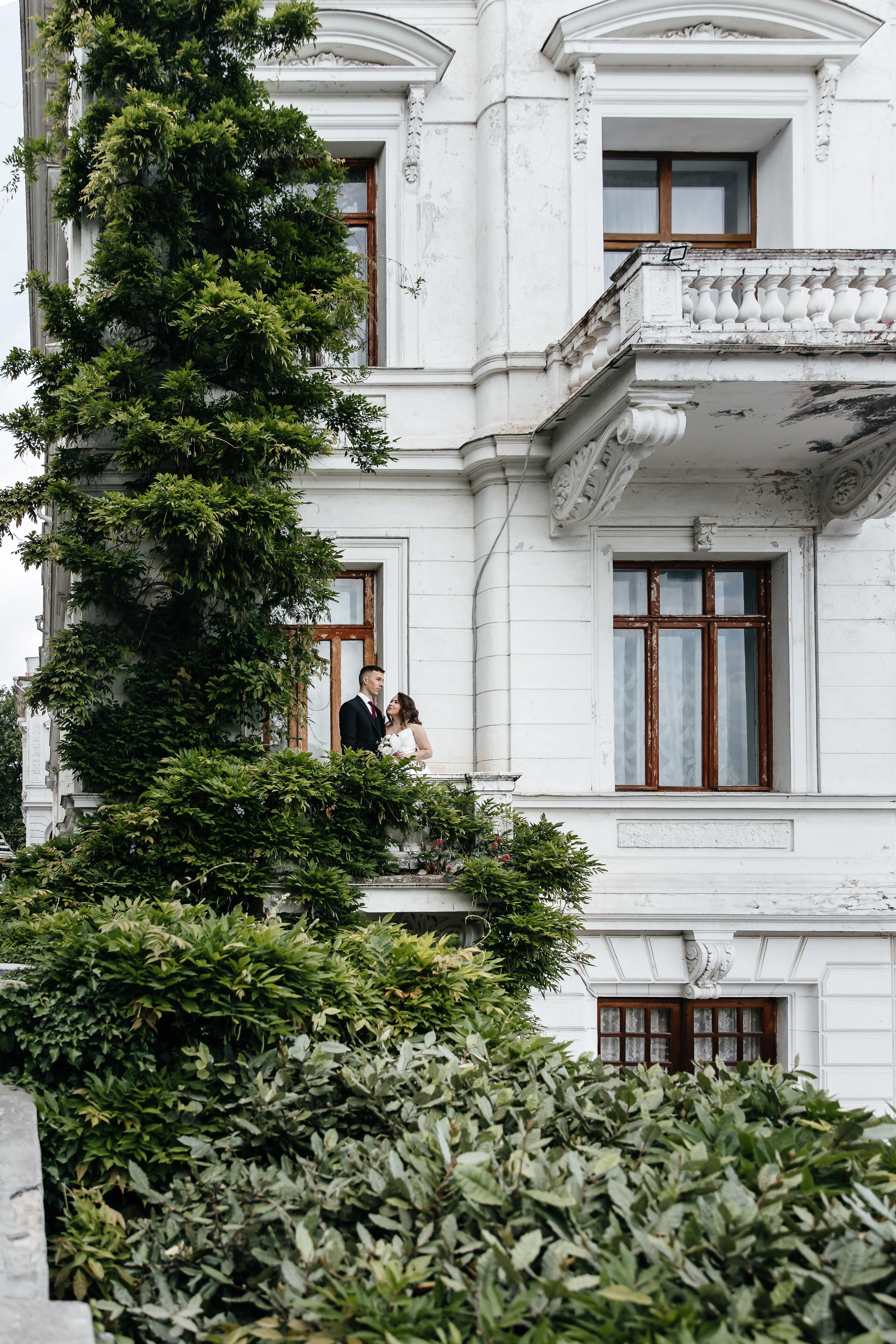 Парк Харакс, май в Крыму. Анонс свадьбы Ильи и Ксении. Свадебный фотограф в Крыму и Севастополе Ольга Баскакова