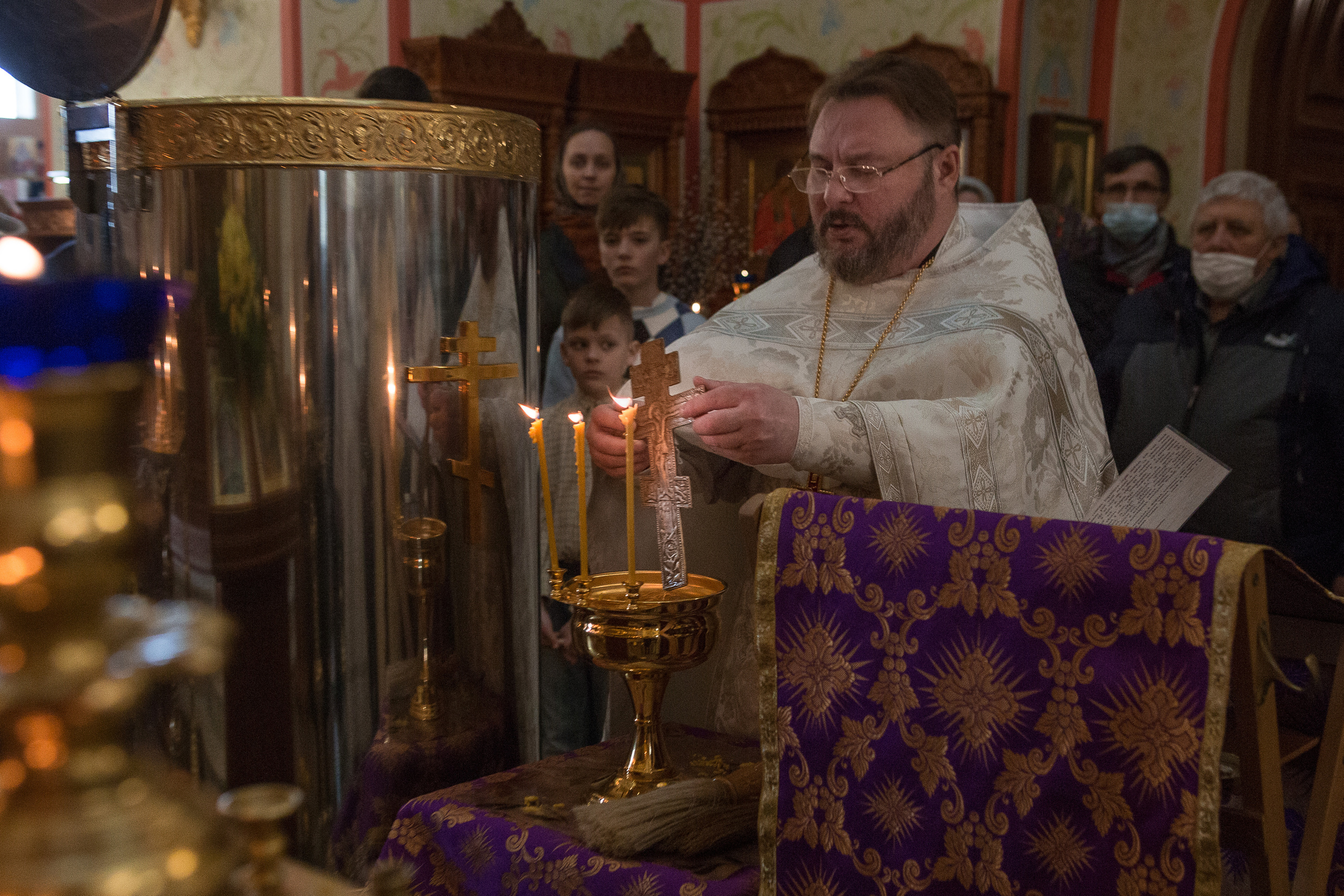 ПРАЗДНИК ВХОДА ГОСПОДНЯ В ИЕРУСАЛИМ храм свт. Луки Крымского. Фотограф на крестины