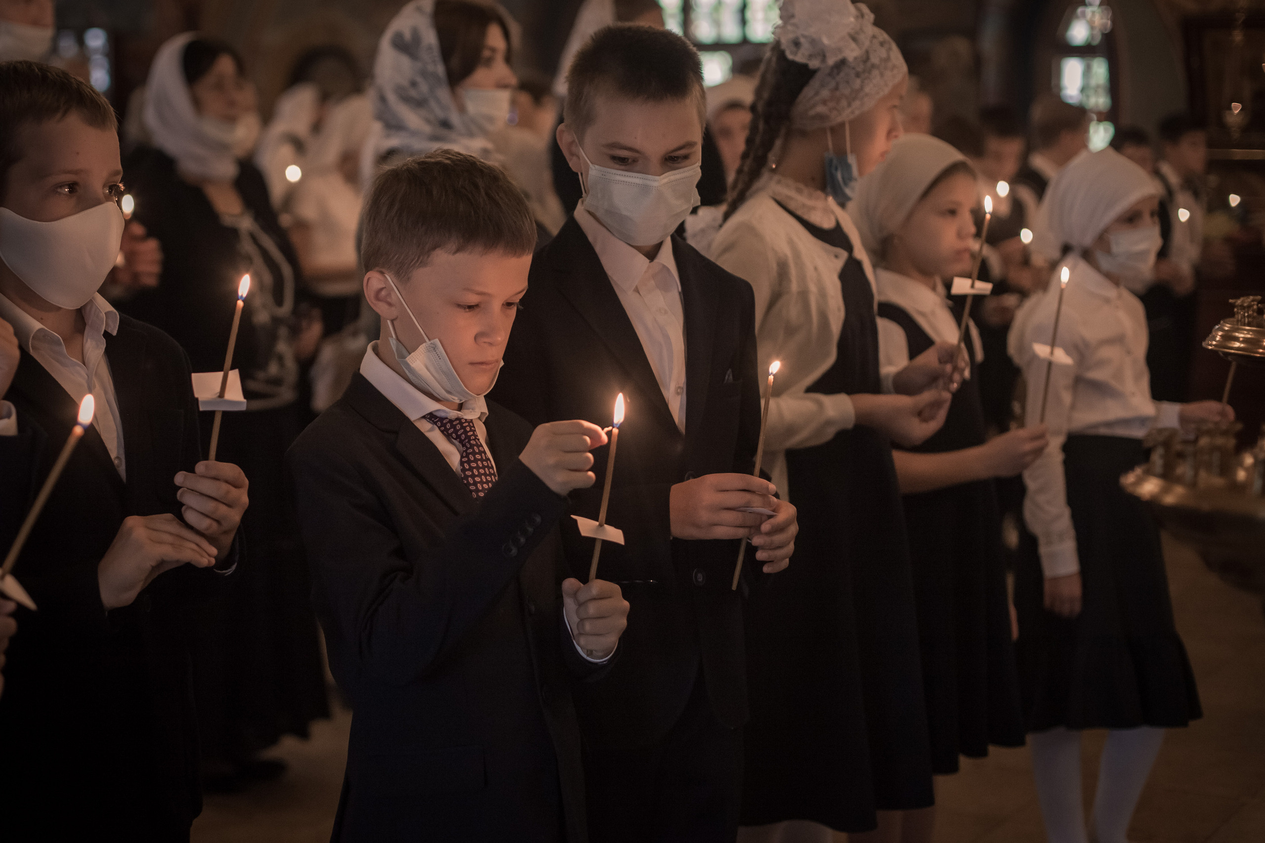 ДЕТИ В ХРАМЕ. Фотограф на крестины