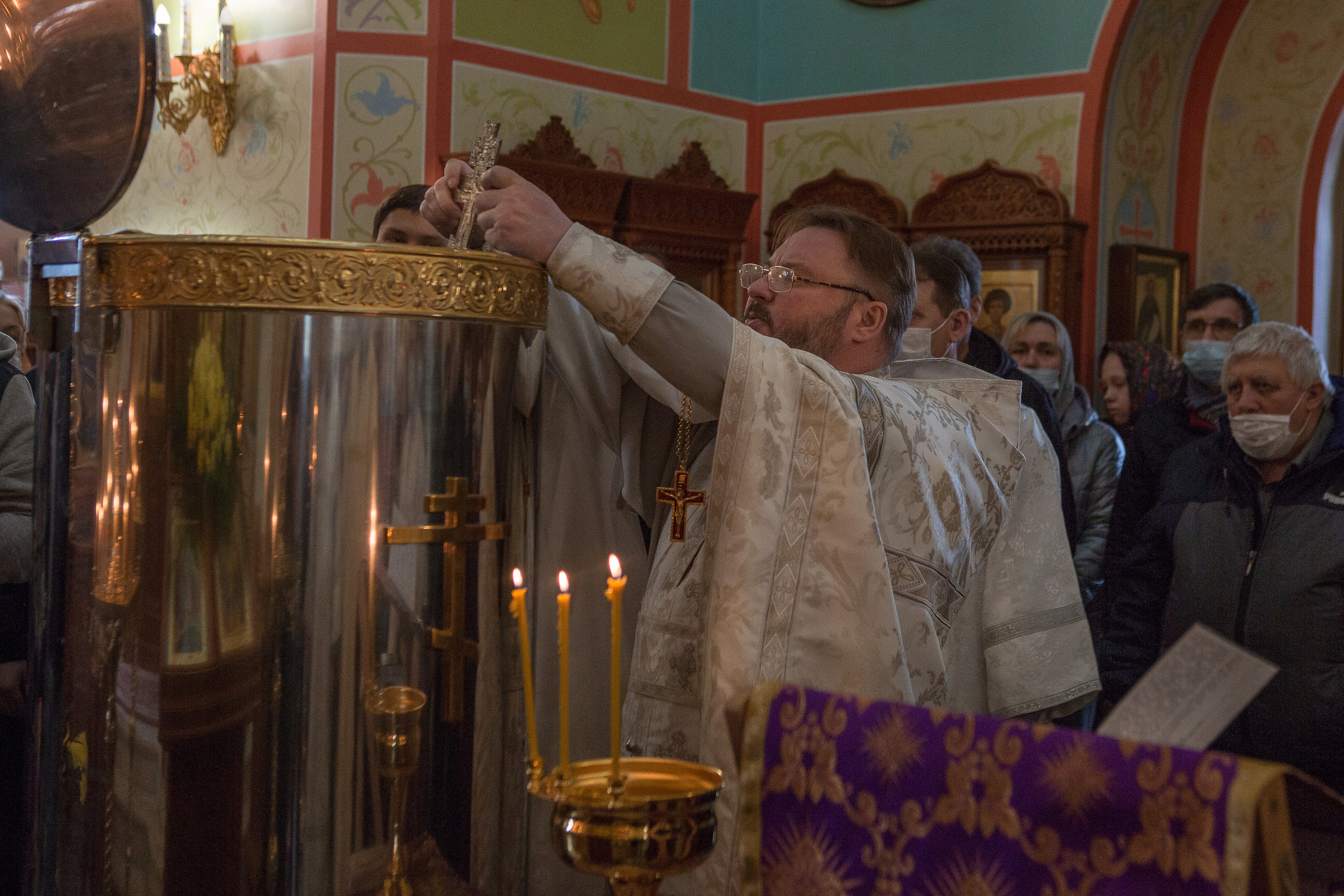 ПРАЗДНИК ВХОДА ГОСПОДНЯ В ИЕРУСАЛИМ храм свт. Луки Крымского. Фотограф на крестины