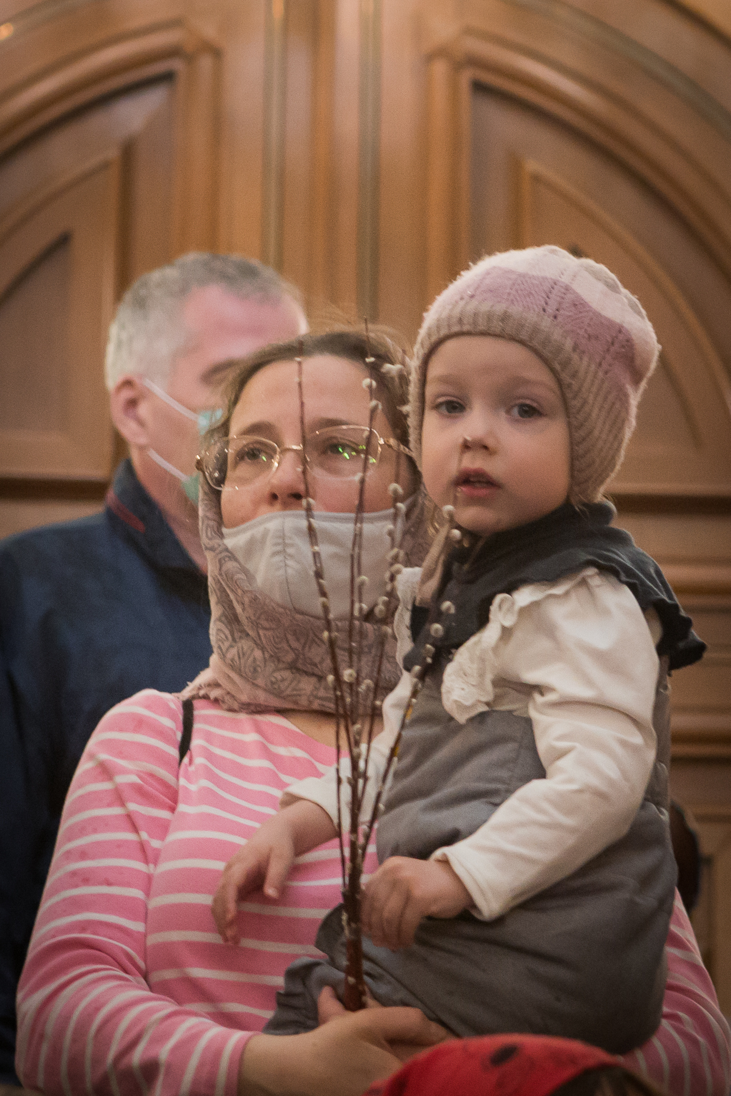 ПРАЗДНИК ВХОДА ГОСПОДНЯ В ИЕРУСАЛИМ храм свт. Луки Крымского. Фотограф на крестины