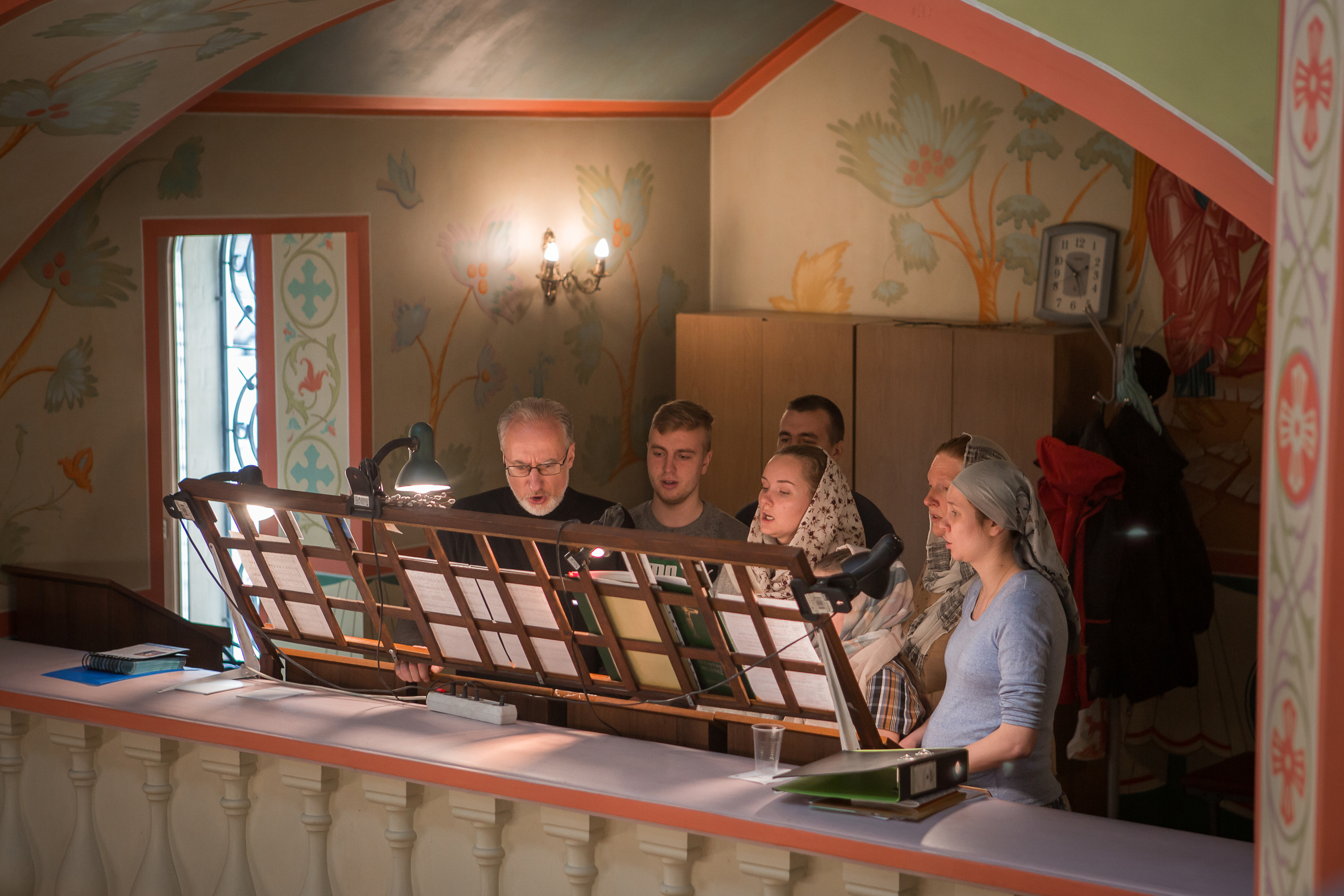 ПРАЗДНИК ВХОДА ГОСПОДНЯ В ИЕРУСАЛИМ храм свт. Луки Крымского. Фотограф на крестины