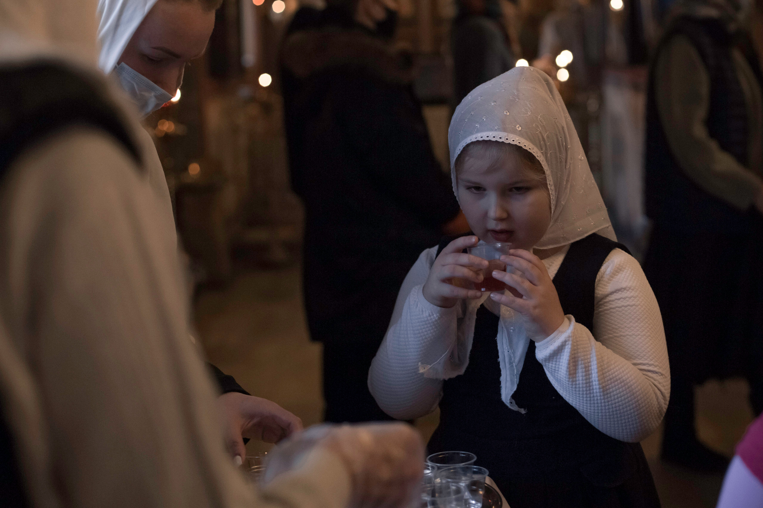 ДЕТИ В ХРАМЕ. Фотограф на крестины