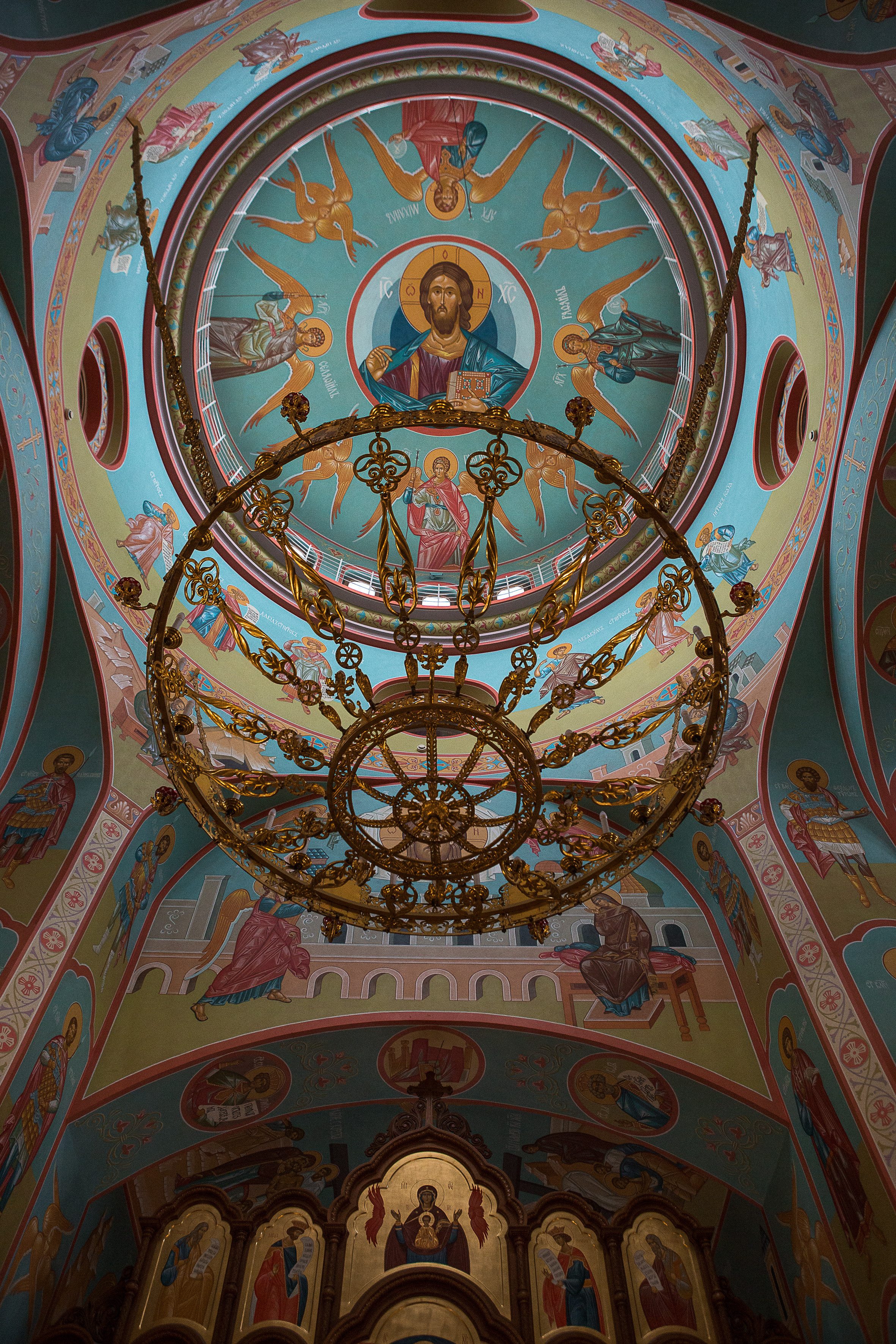 ПРАЗДНИК ВХОДА ГОСПОДНЯ В ИЕРУСАЛИМ храм свт. Луки Крымского. Фотограф на крестины