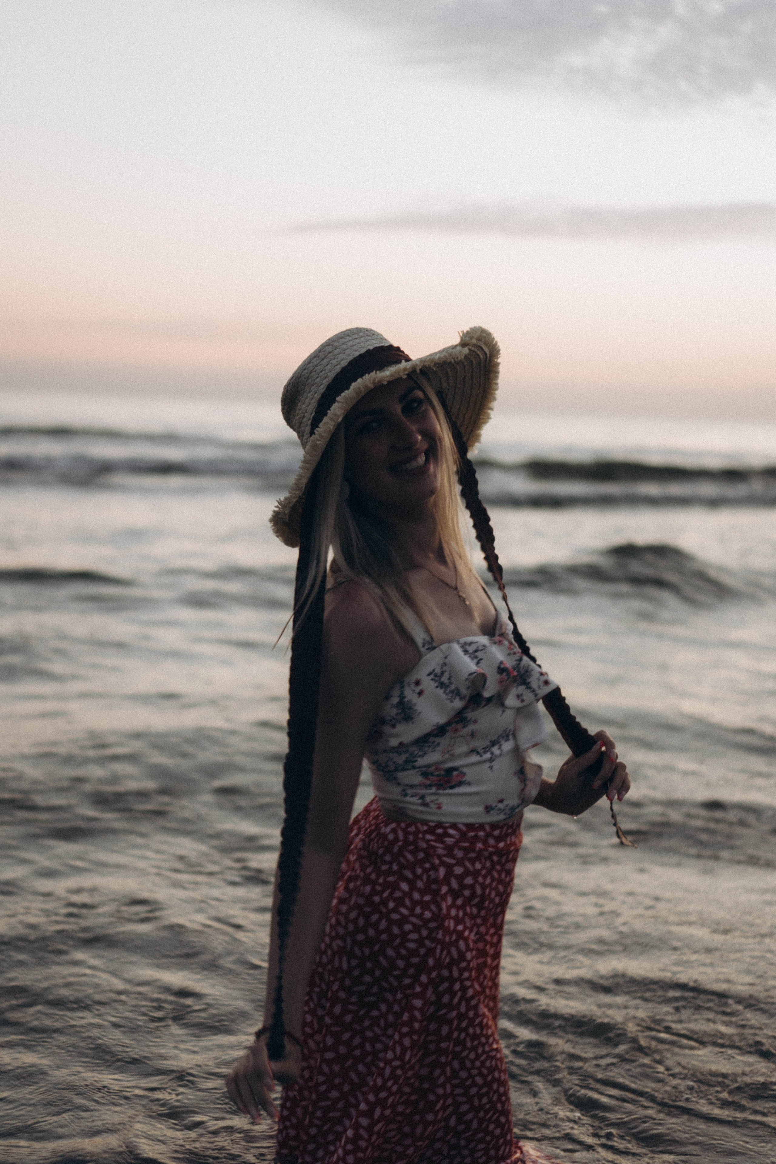 Июльский вечер на берегу черного моря. Профессиональный фотограф, Санкт-Петербург — Виктория Богомолова