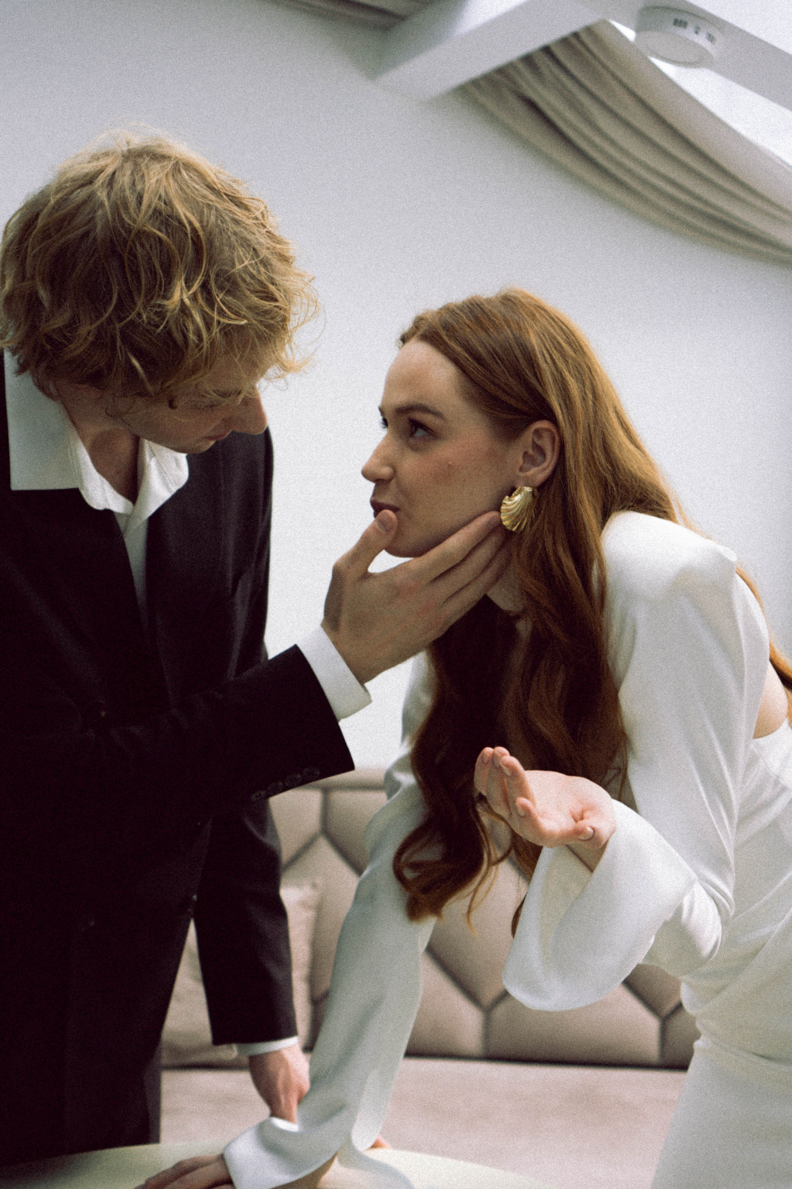 СВАДЕБНАЯ СЬЕМКА В ОТЕЛЕ. СБОРЫ ЖЕНИХА И НЕВЕСТЫ И ТАКЖЕ ТОР И ПОДГОТОВКА К ПРОГУЛКЕ. Профессиональный фотограф, Санкт-Петербург — Виктория Богомолова