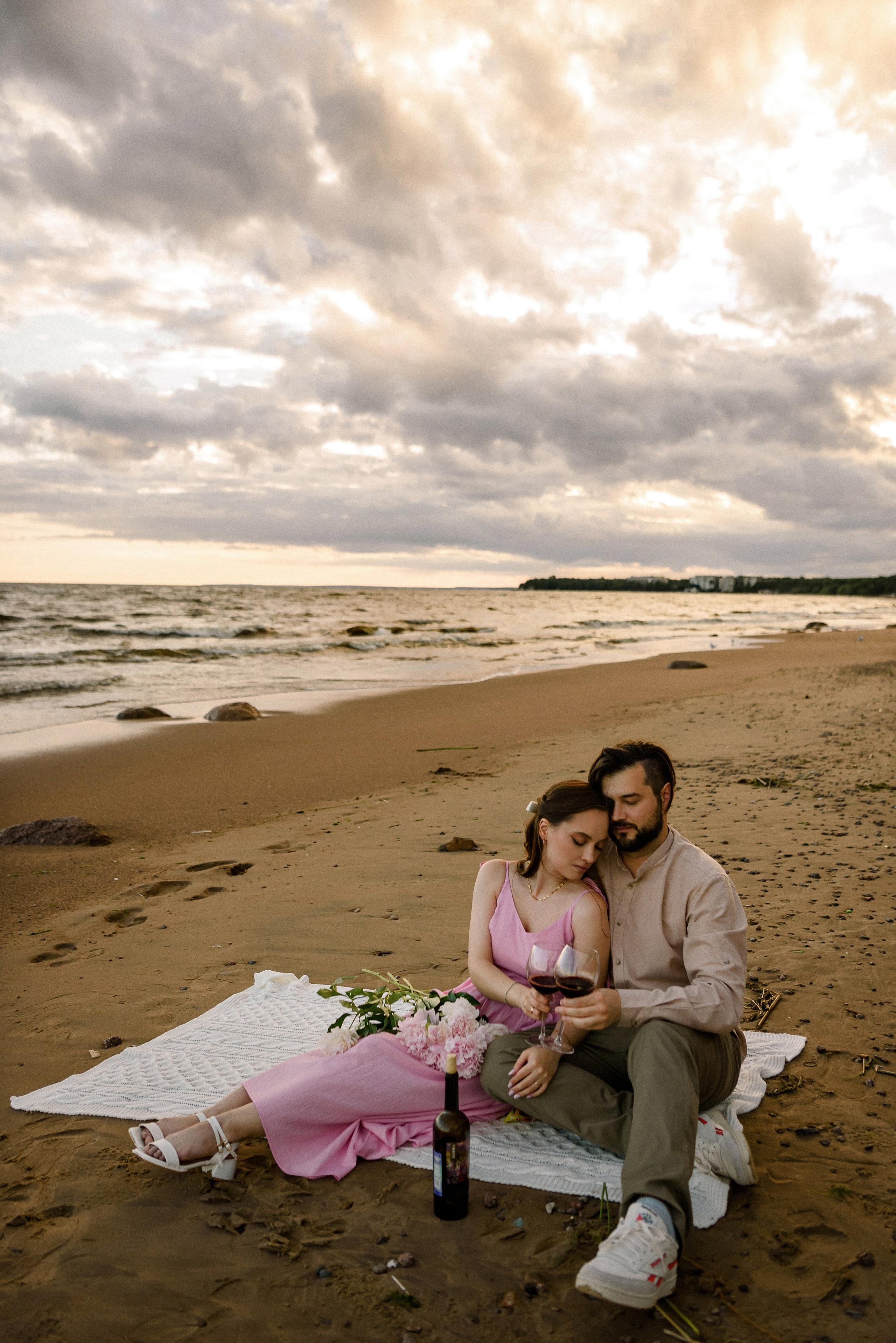Настя и Вова Финский залив. Свадебный фотограф в Санкт-Петербурге София Шубик