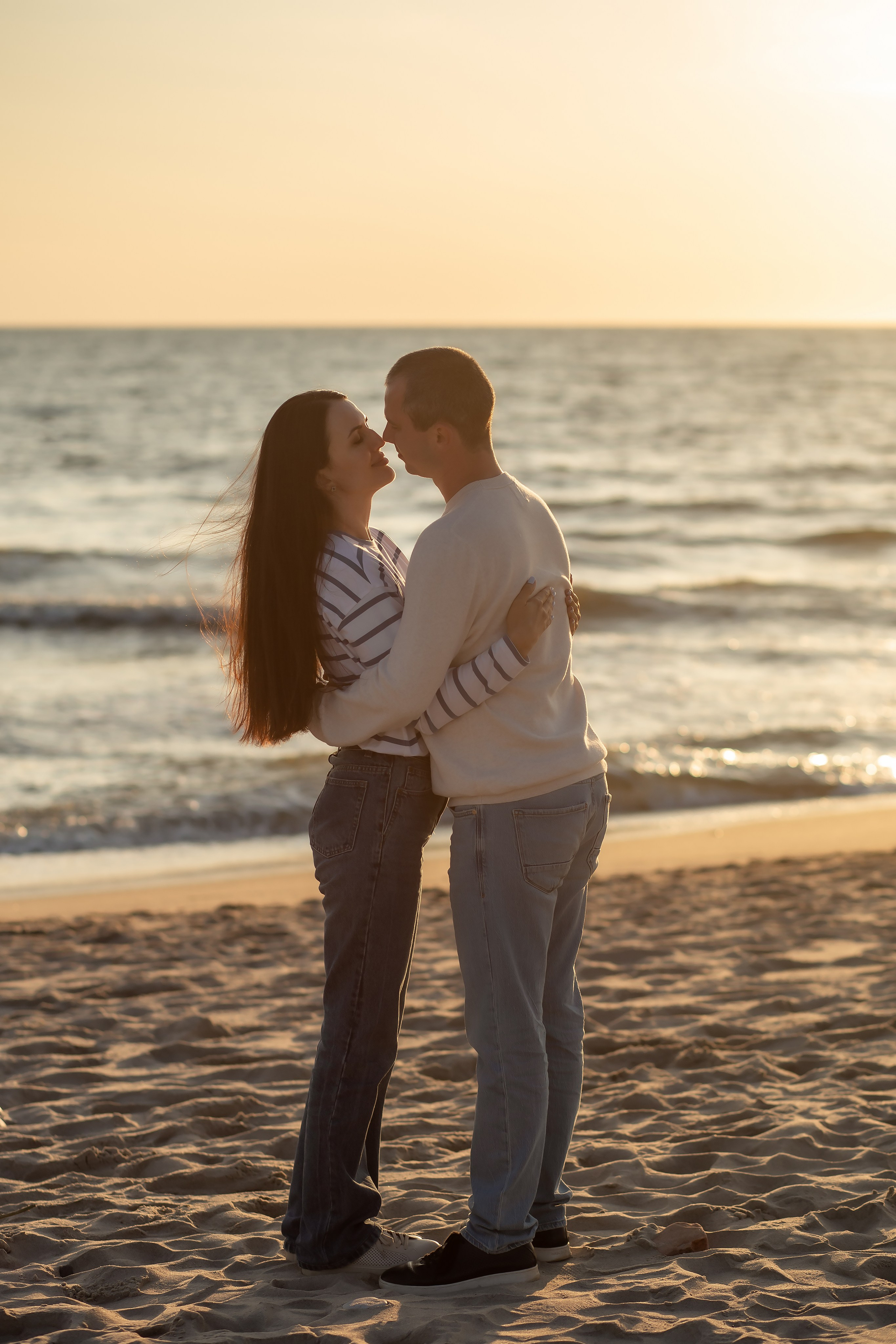 Павел и Татьяна. Закат в Янтарном. Фотограф в Калининграде Решетникова Алина