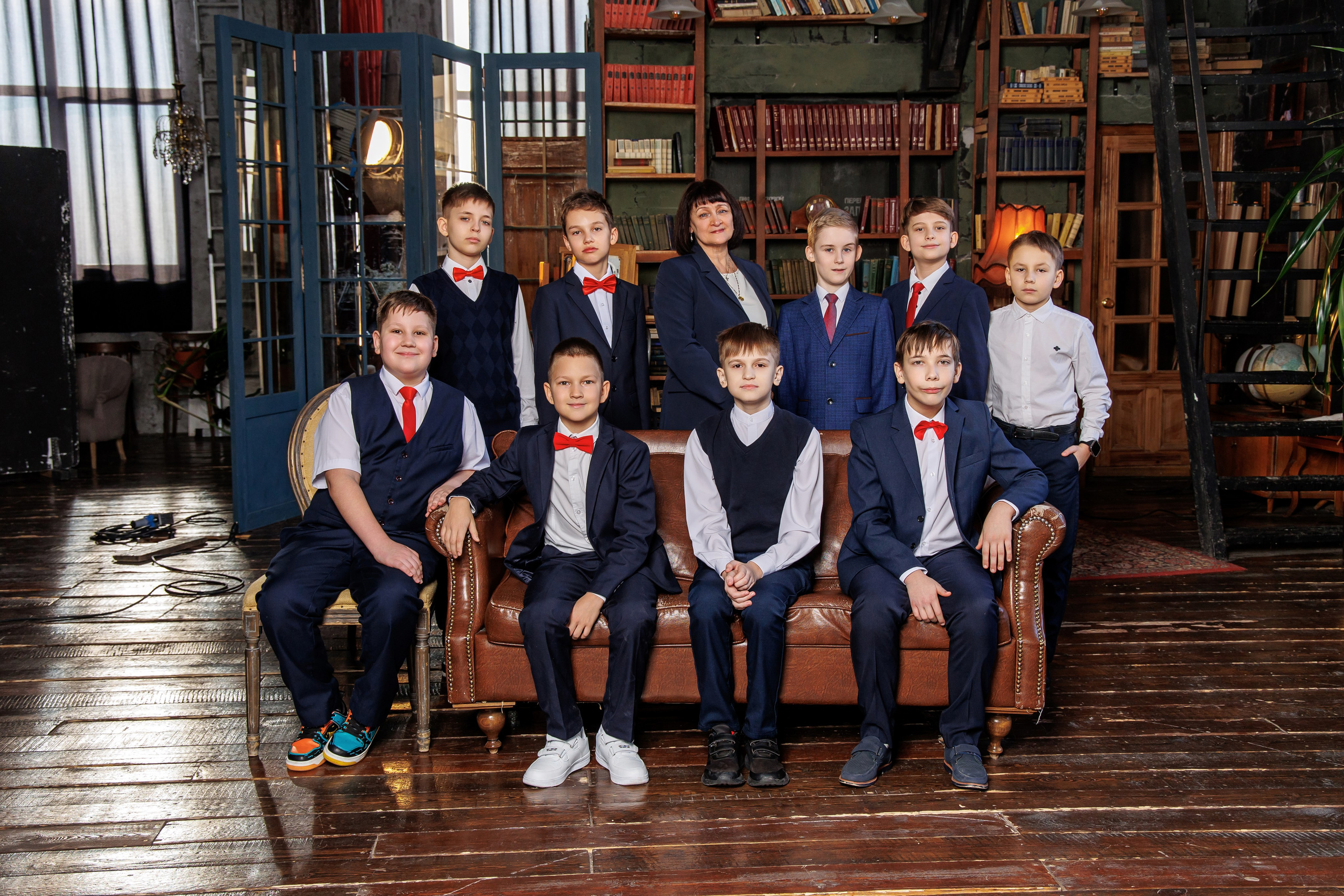 Альбомы для 4 класса. Школьный фотограф Саратов Золотарь Ольга