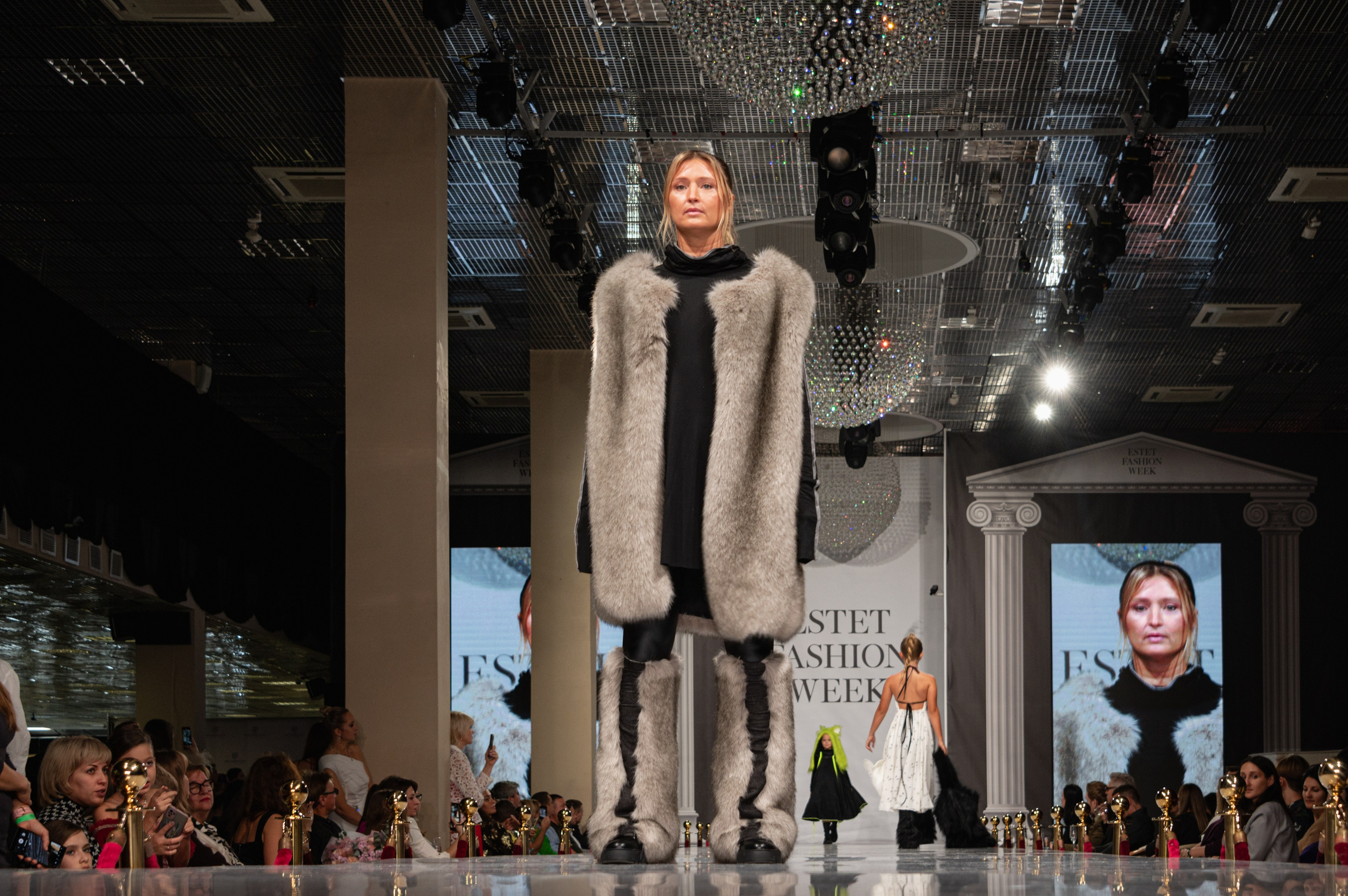 Estet Fashion Week-2023. Фотограф Роман Адлер