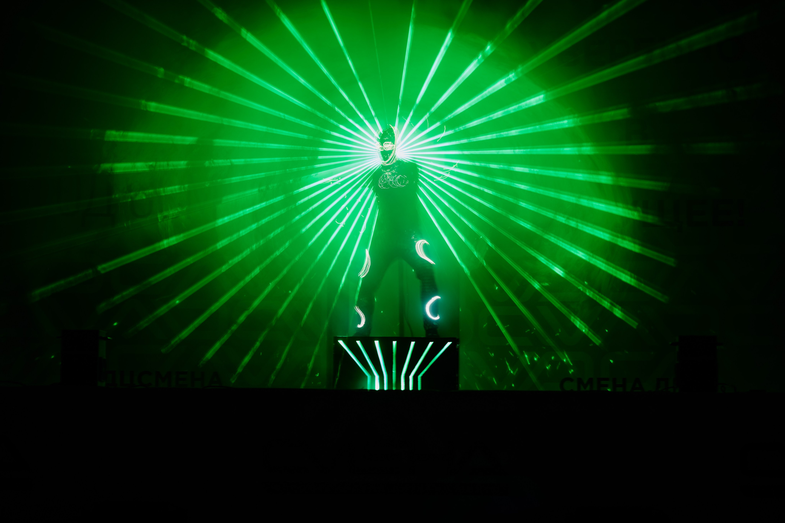 Открытие смены «Юный Геолог». ВДЦ «Смена» Авугст 2024 Анапа. Фотограф Роман Адлер