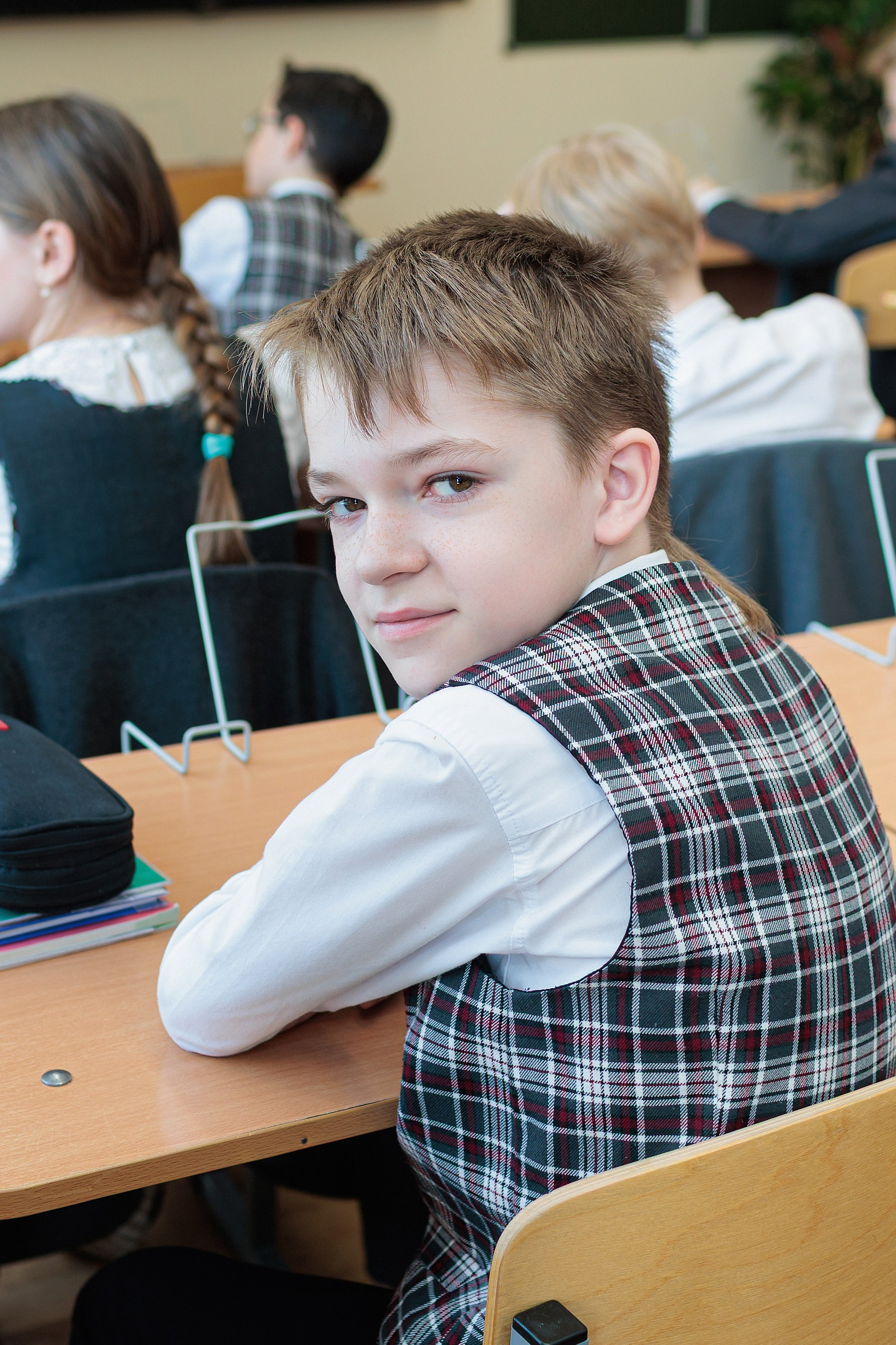 Фотосъёмка для выпускных альбомов из начальной школы. Свадебный, семейный, детский фотограф в Санкт-Петербурге