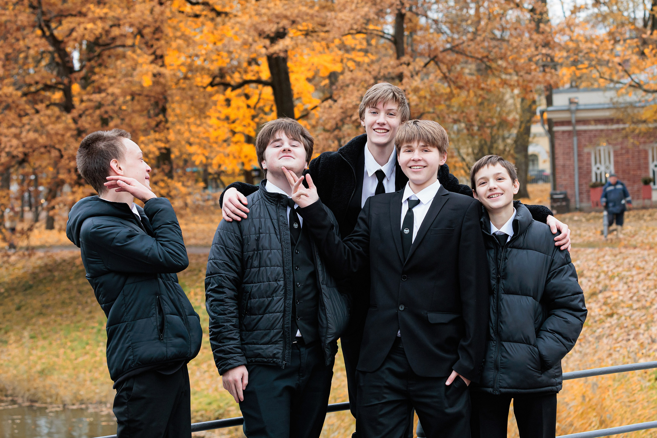 Осень. Старшая школа. Свадебный, семейный, детский фотограф в Санкт-Петербурге