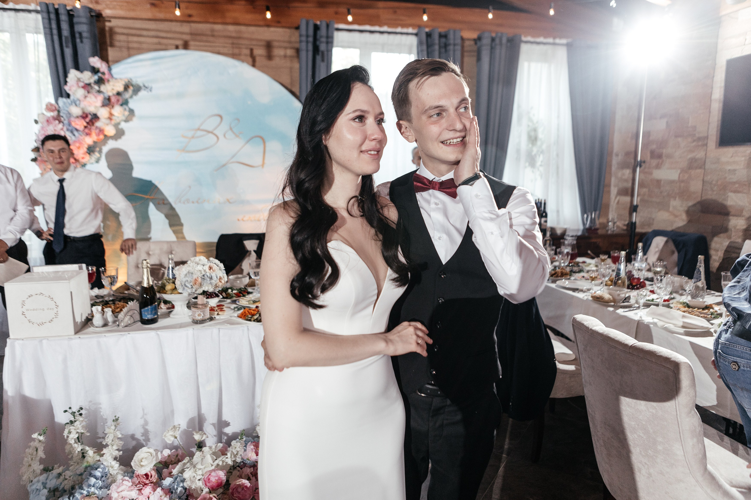 Свадебный фотограф Уфа — Руслан ГабдлисламовЖивые эмоции, красивые кадры, воспоминания на всю жизнь.Работаю по всей Республике Башкортоста. Свадебный фотограф Уфа Руслан Габдлисламов