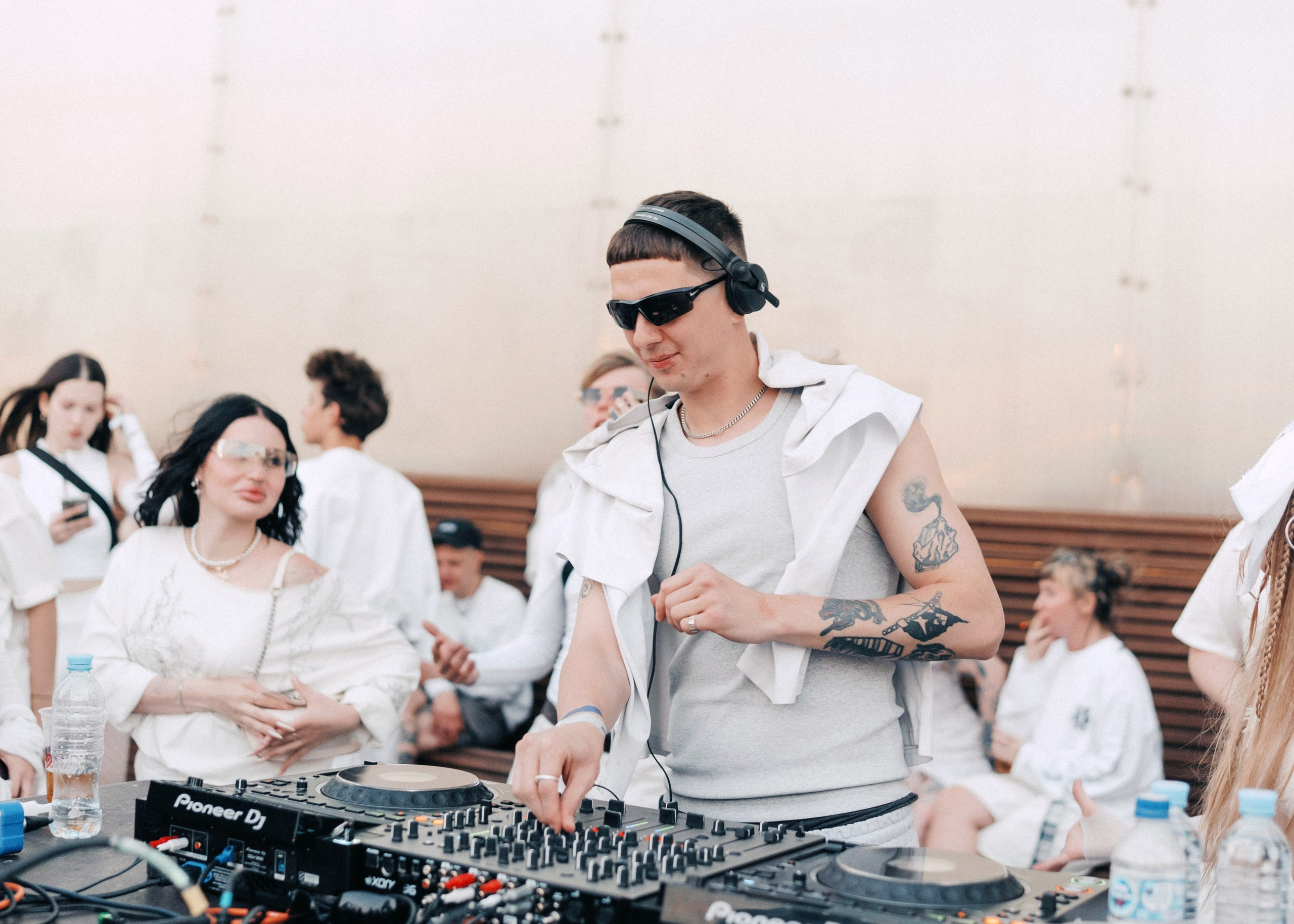 INWHITE | SMENA HARD STAGE. Annyshka