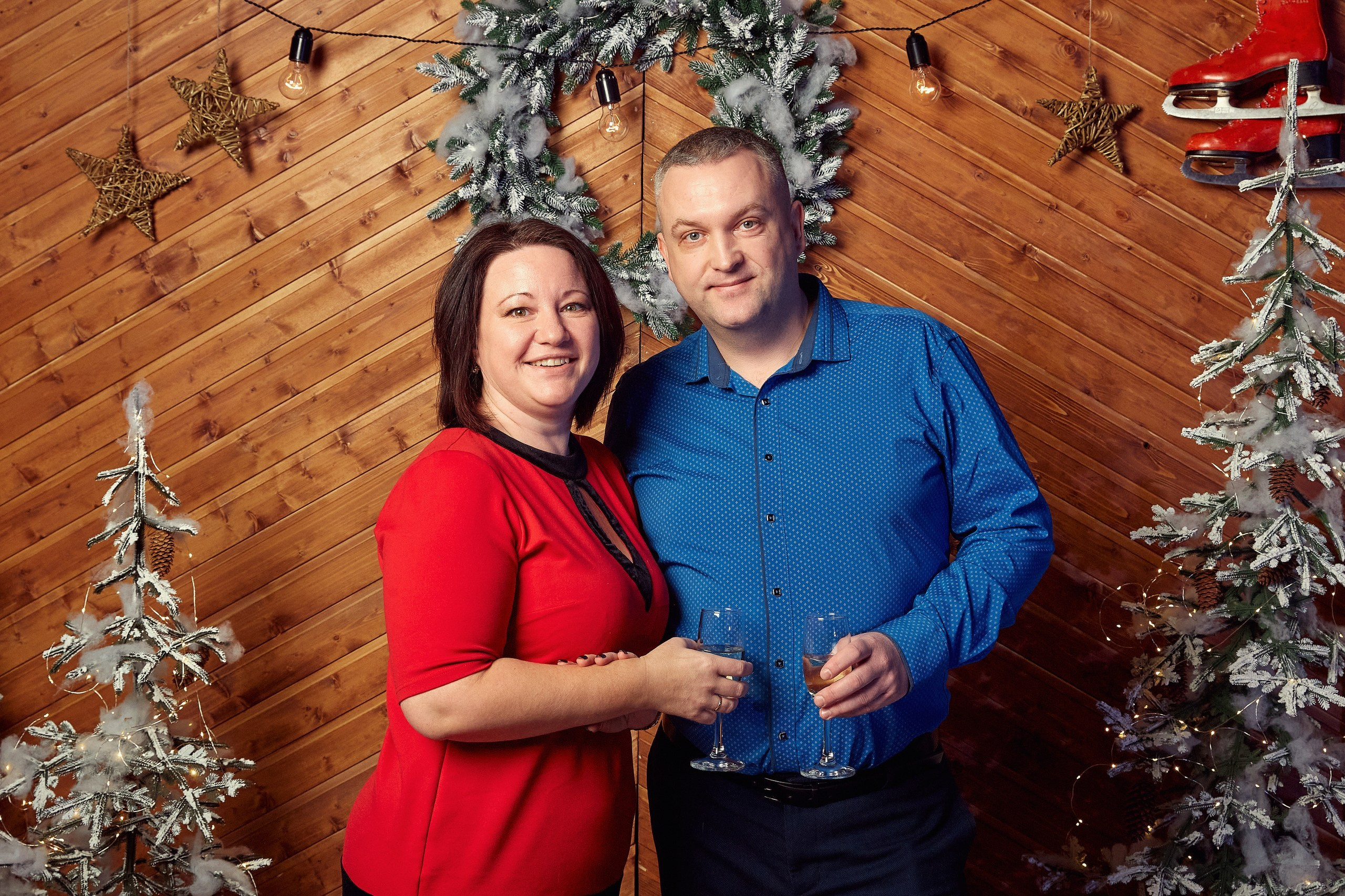 Транс-Инвест / Новогодний корпоратив на территории автосалона. Антон Артюшин, портретный фотограф. Москва