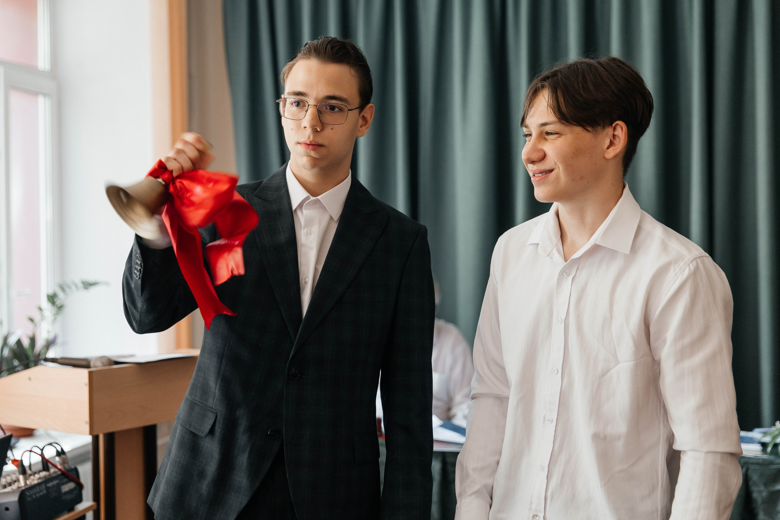 Гимназия Пеленг. _Carpe diem_