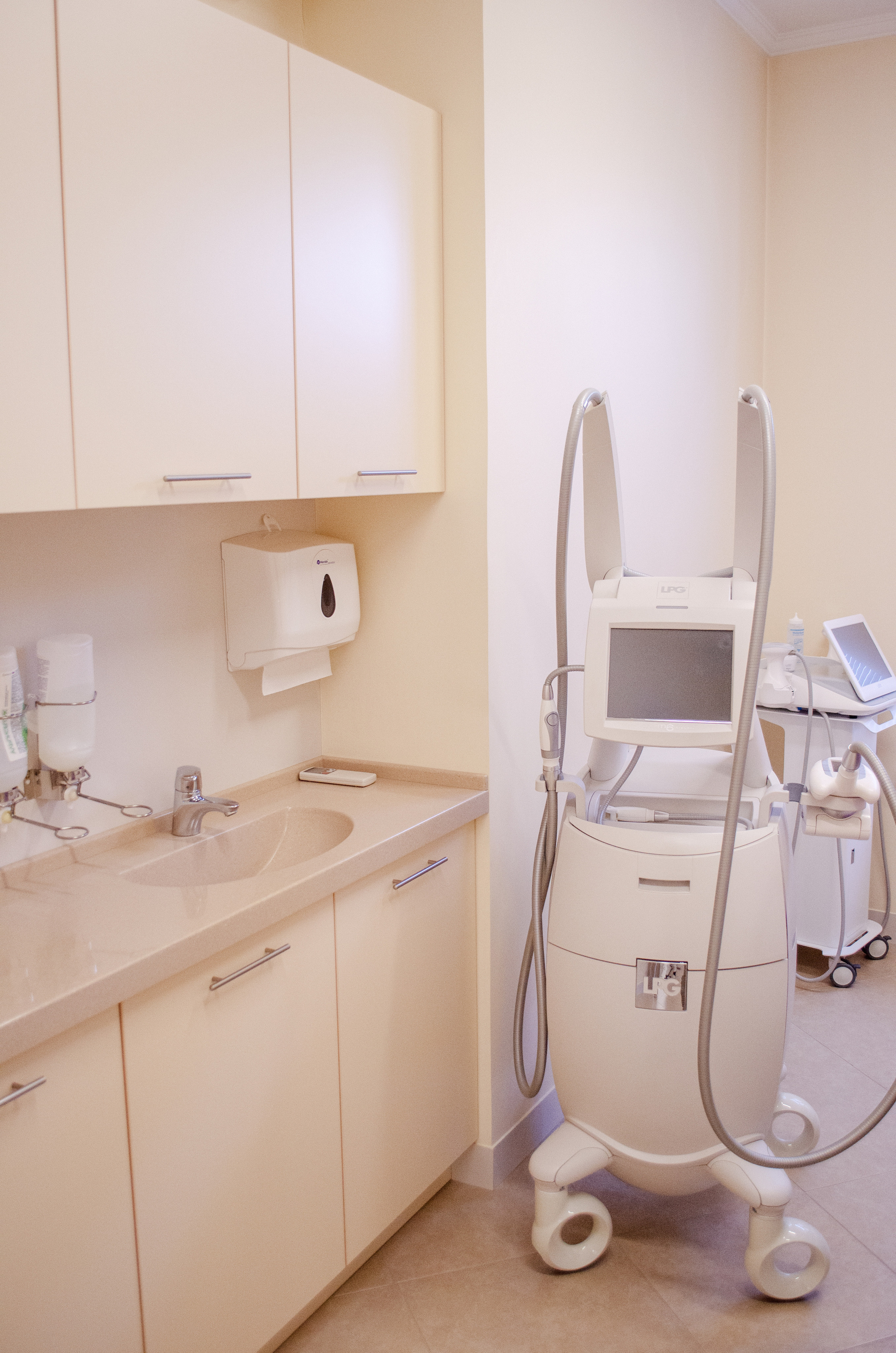 Съемка для клиники эстетической медицины. Фотографы в Тюмени Андрей и Лидия Войвод