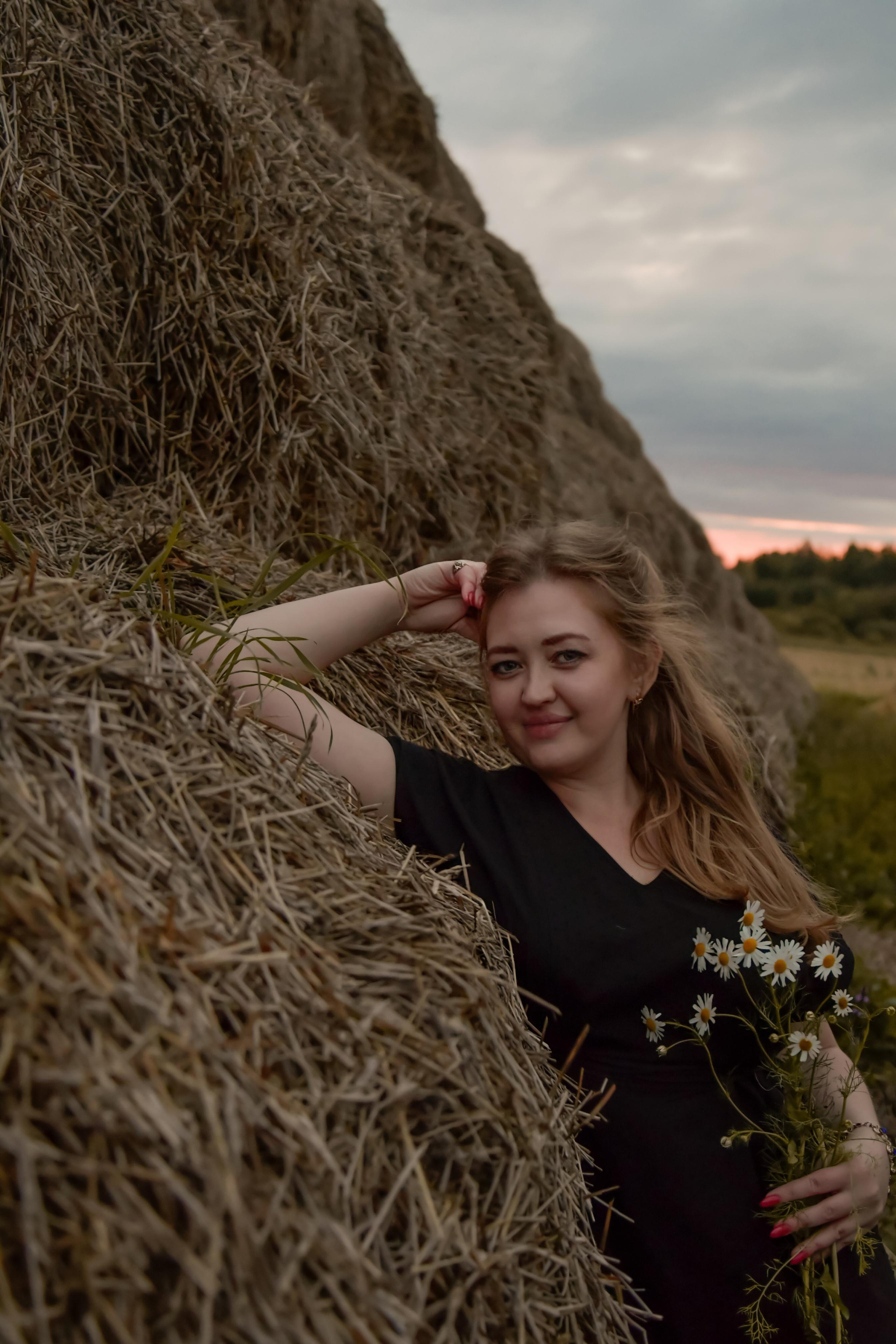 Экспресс-съемка в стогах. Фотографы в Тюмени Андрей и Лидия Войвод