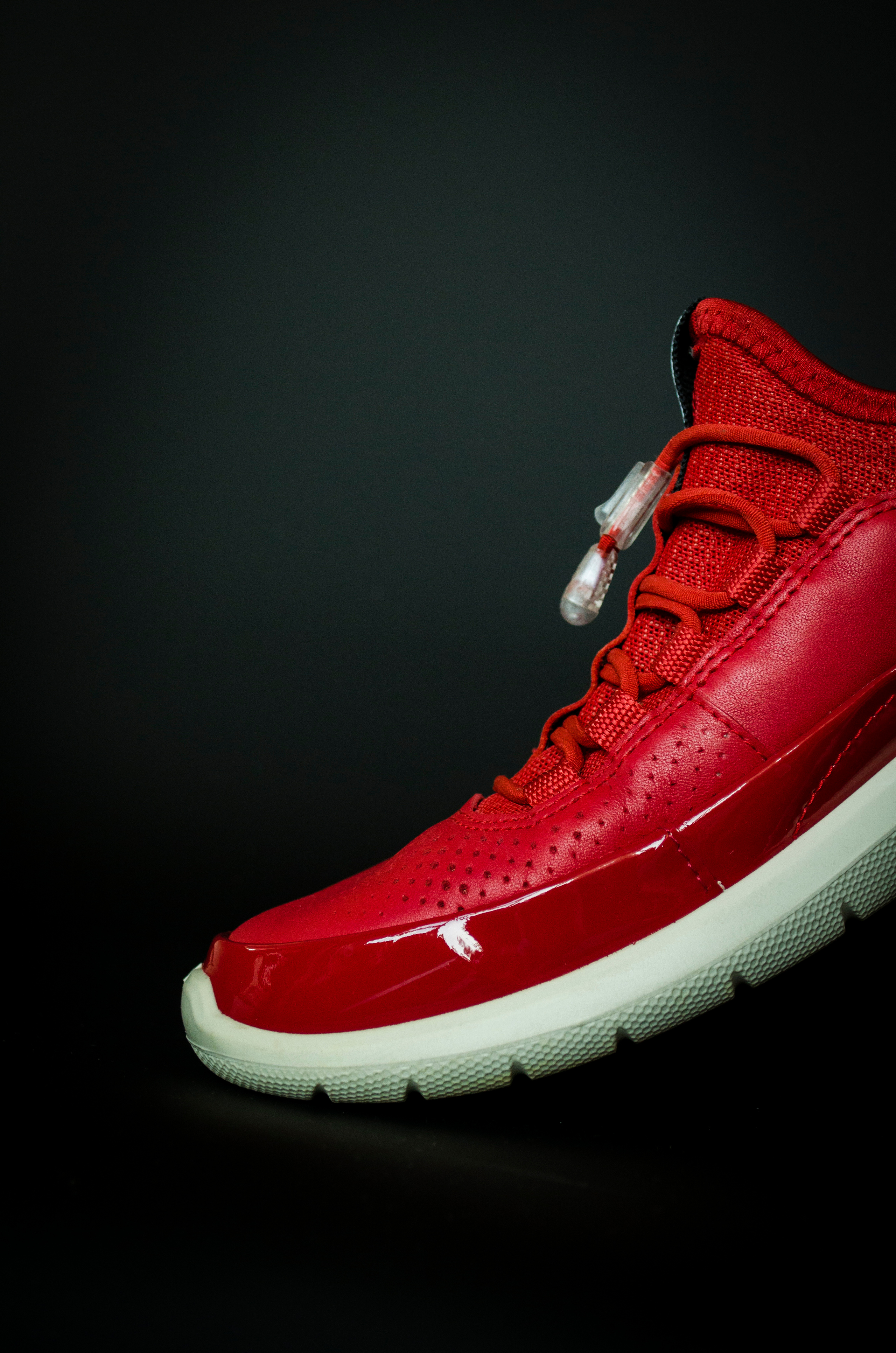 Съемка кроссовок. Фотографы в Тюмени Андрей и Лидия Войвод