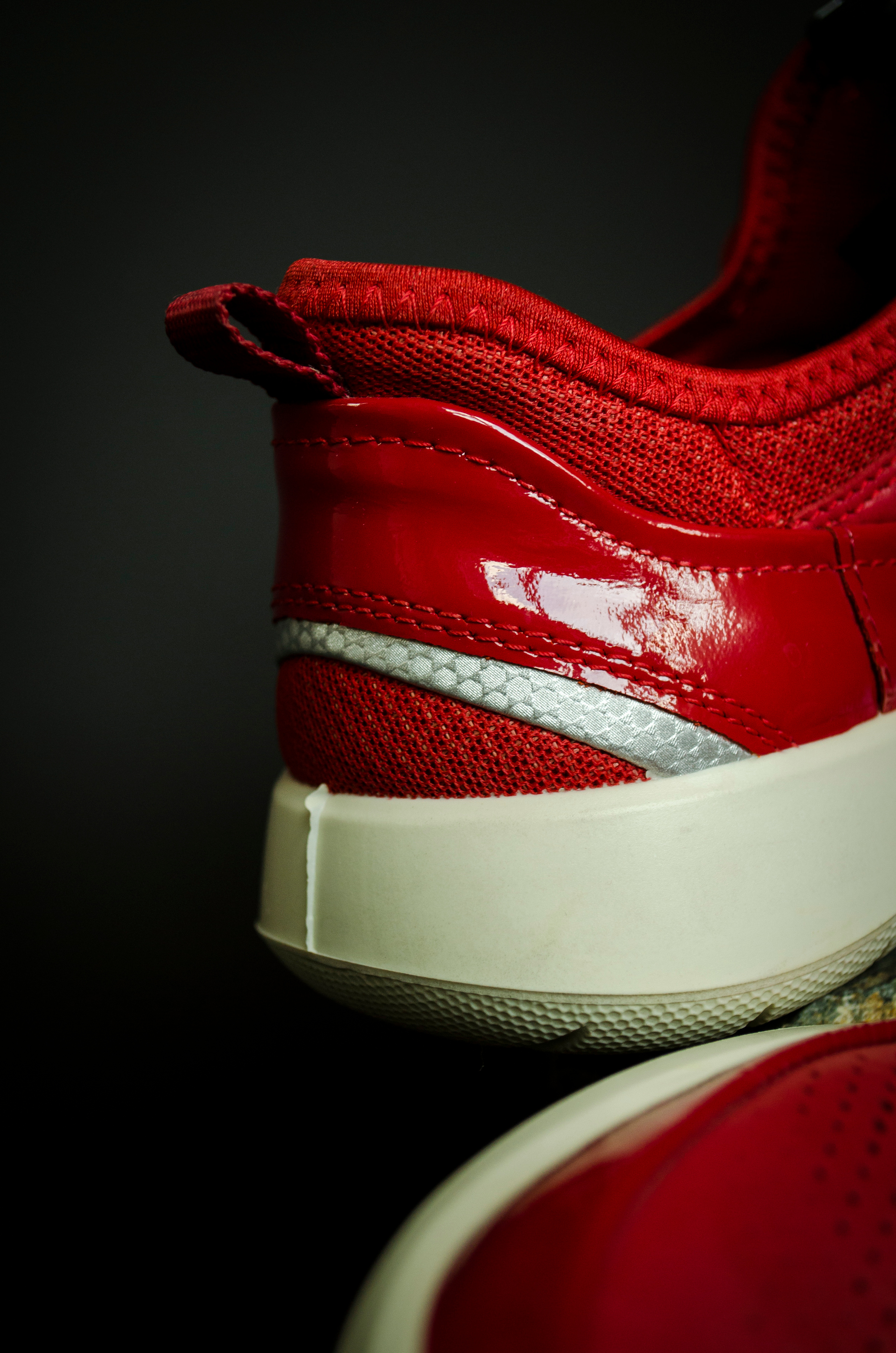 Съемка кроссовок. Фотографы в Тюмени Андрей и Лидия Войвод