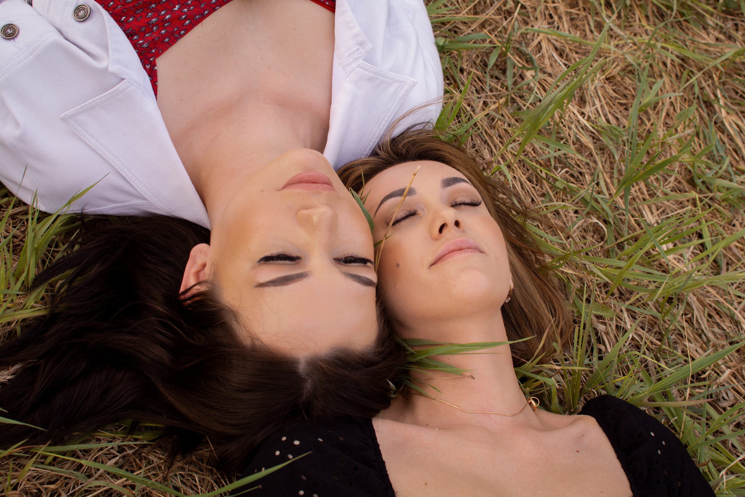 Сестры Яна и Оксана. Фотографы в Тюмени Андрей и Лидия Войвод