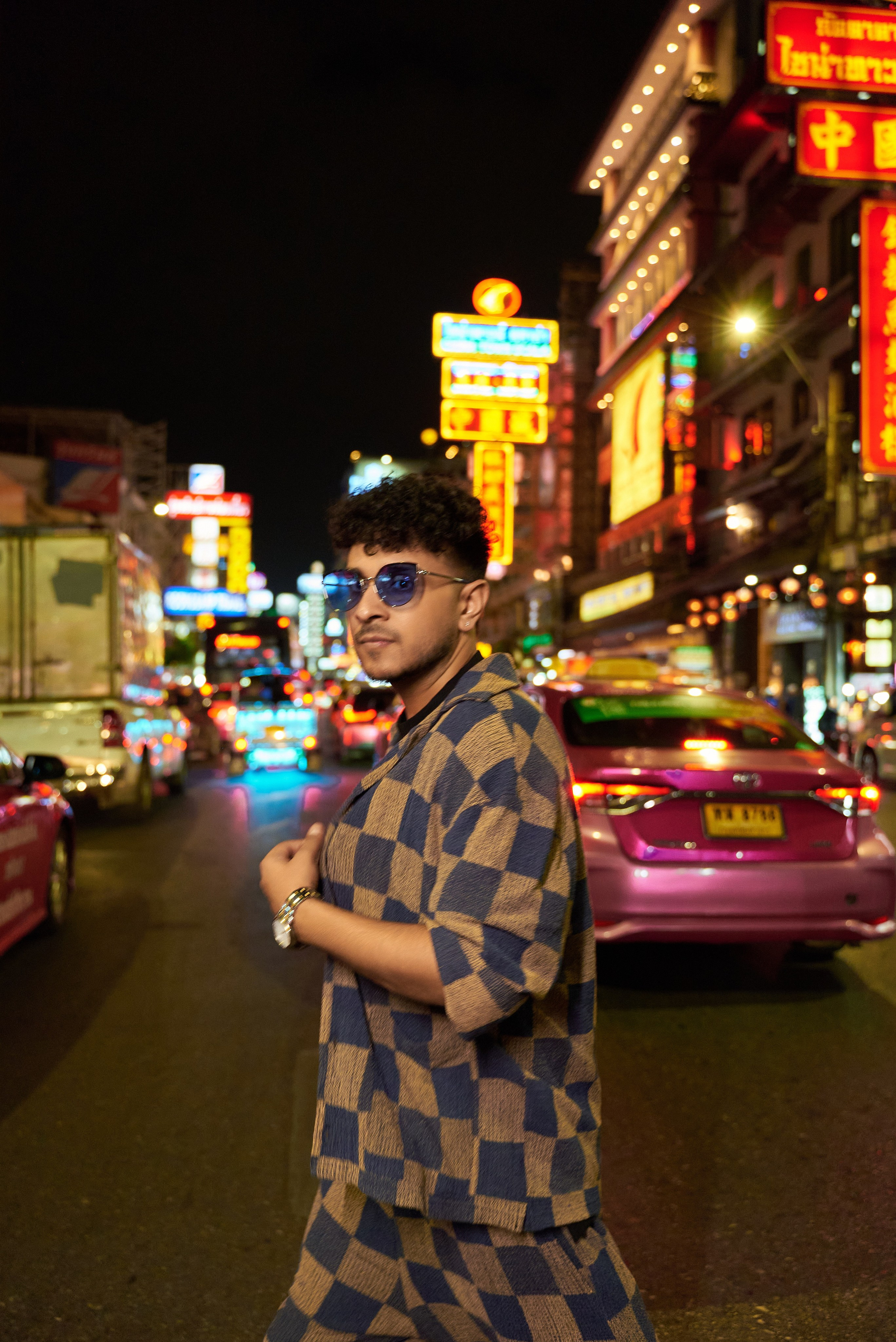 Veekapoor — music artist (Photoshoot in Chinatown). Photographer Bangkok — Pattaya | фотограф Бангкок — Паттайа