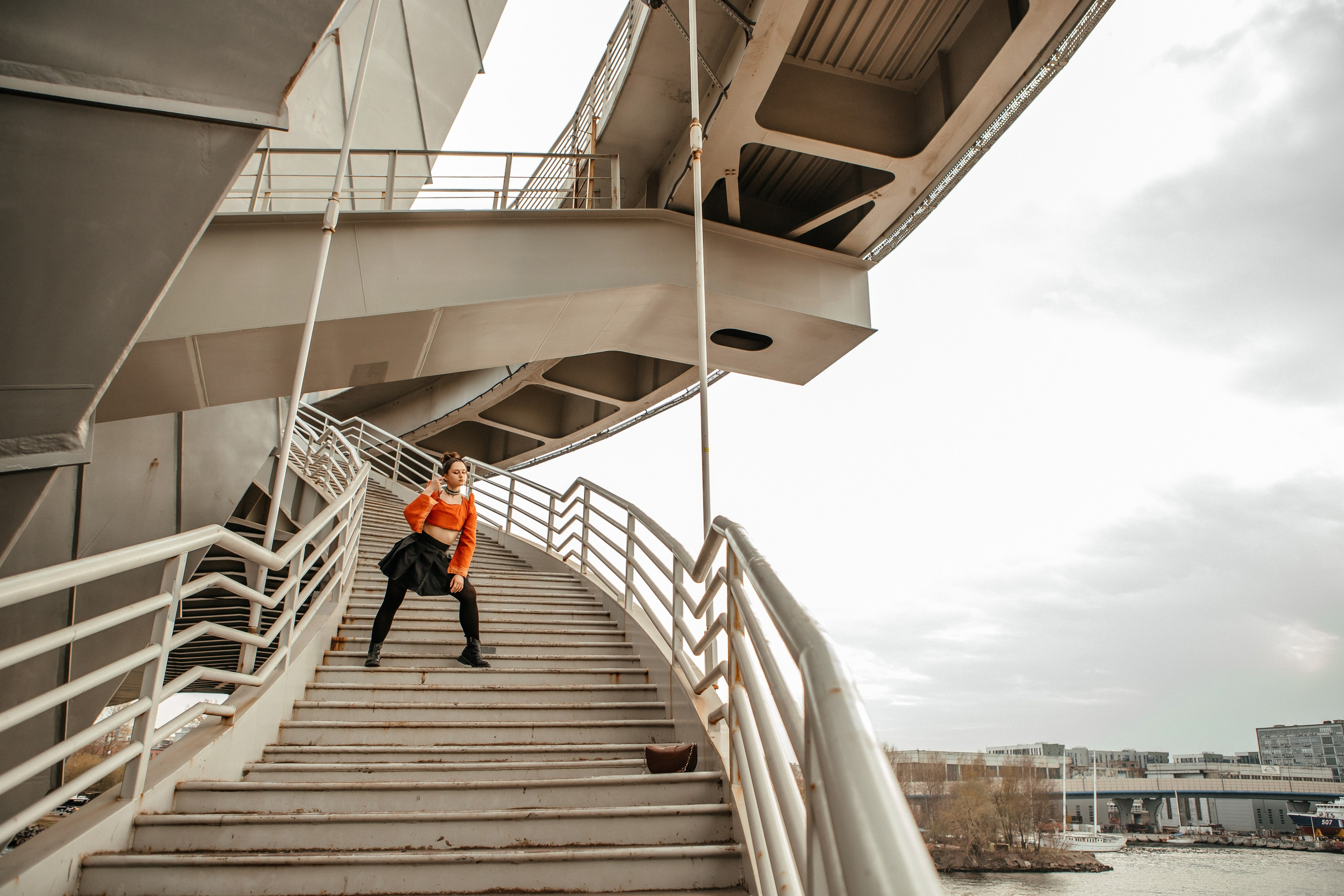 Анна — мост Бетанкура. Elena Sova — семейный и женский фотограф в Санкт-Петербурге