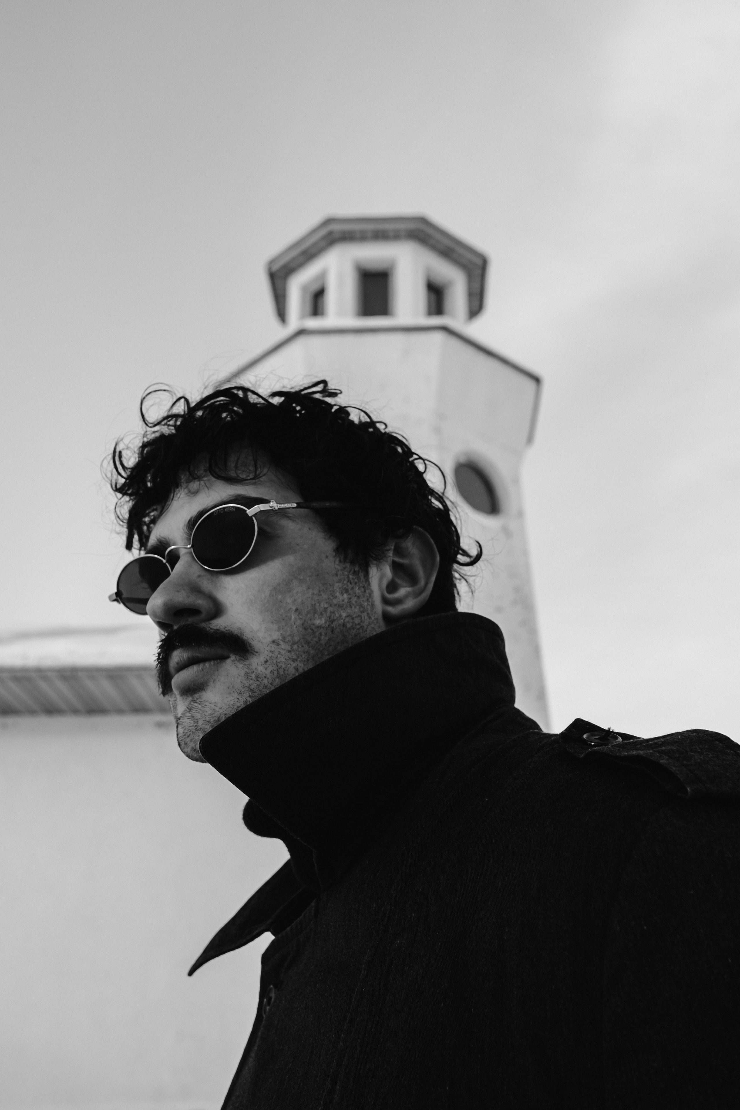 VOVS. Портретный фотограф DanilNabody