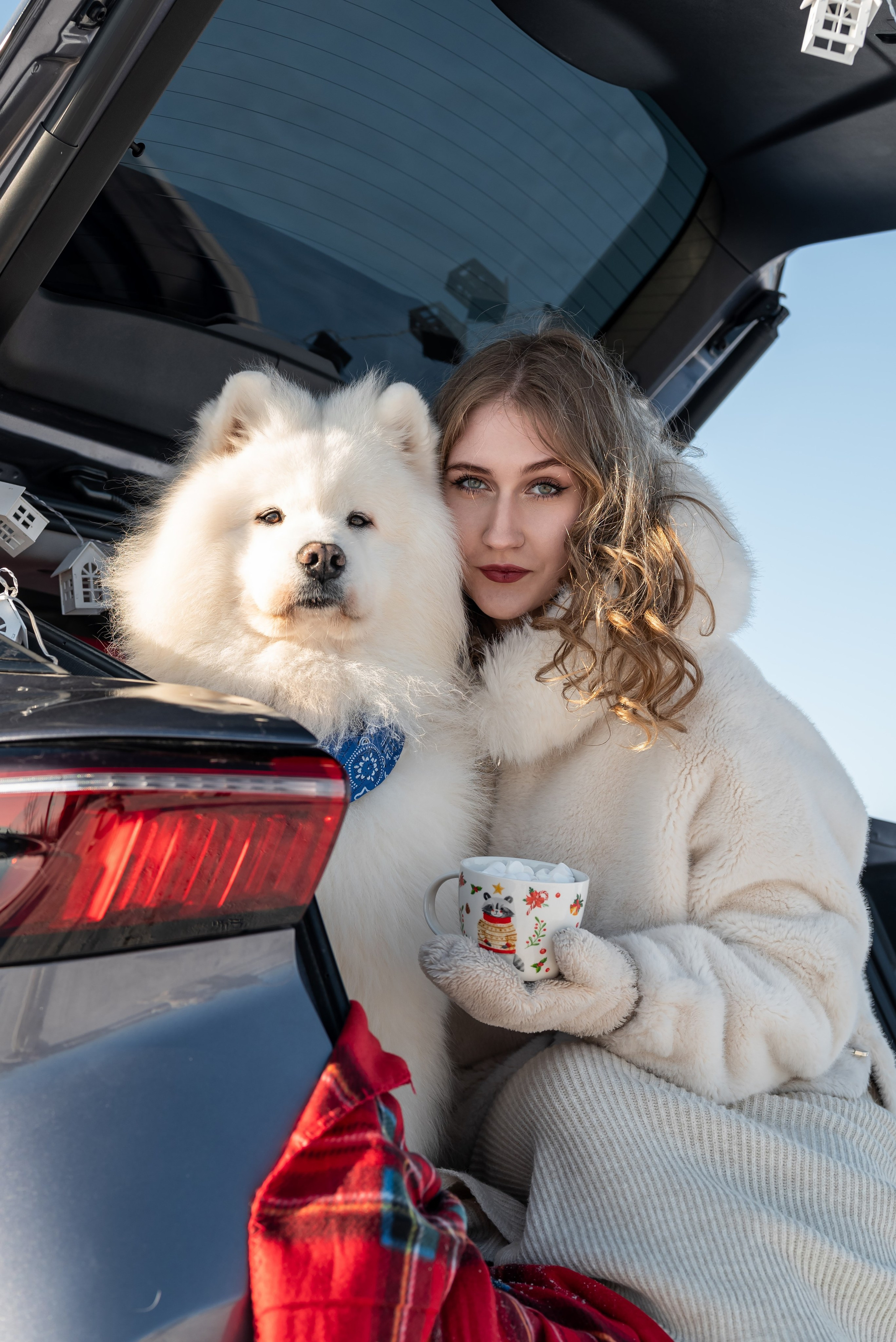 Фотопроект с Платоном и машиной на улице. Фотограф в городе Салават