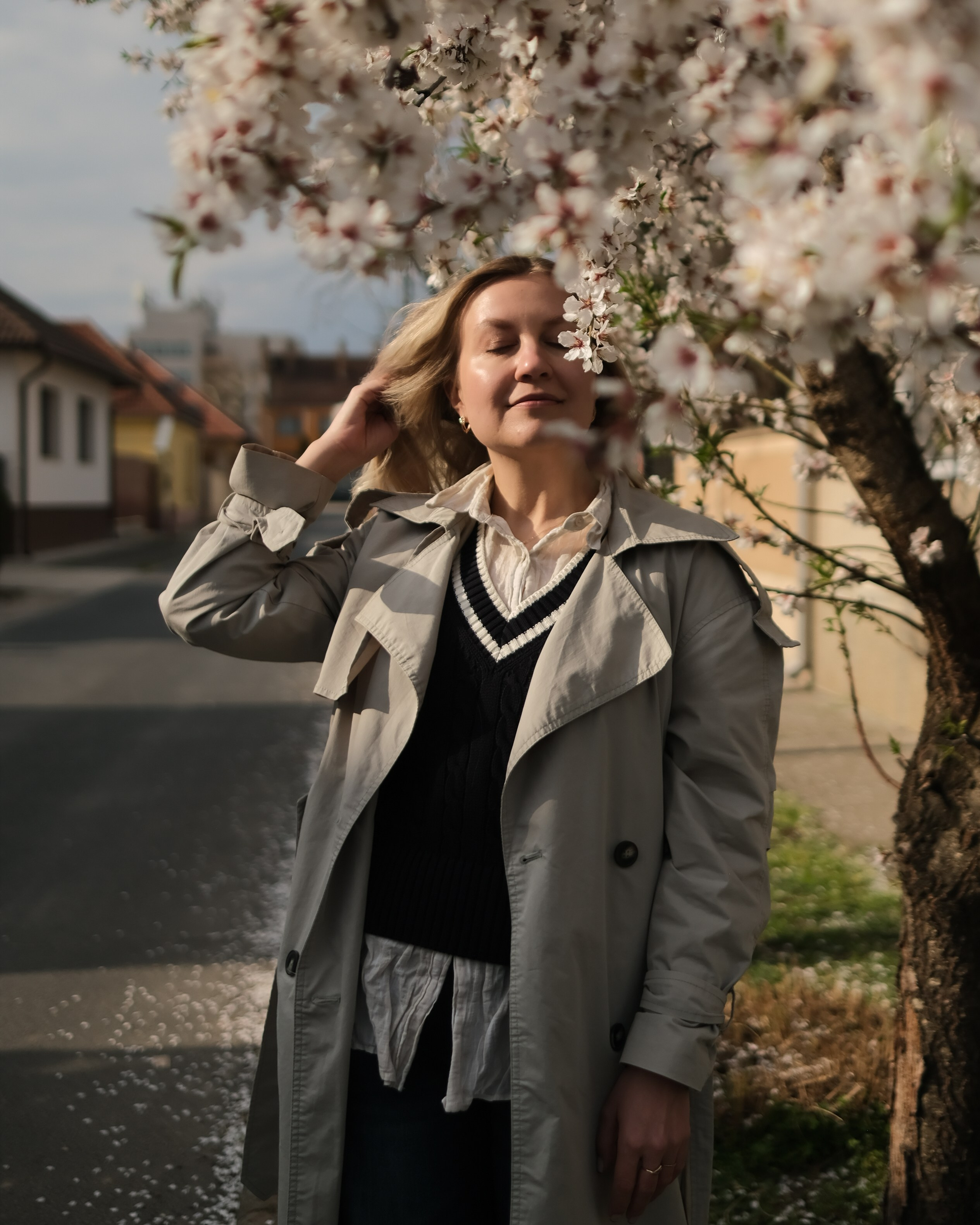Elena. Blooming in Budapest. Portrait photographer Olga Prokopova based in Budapest