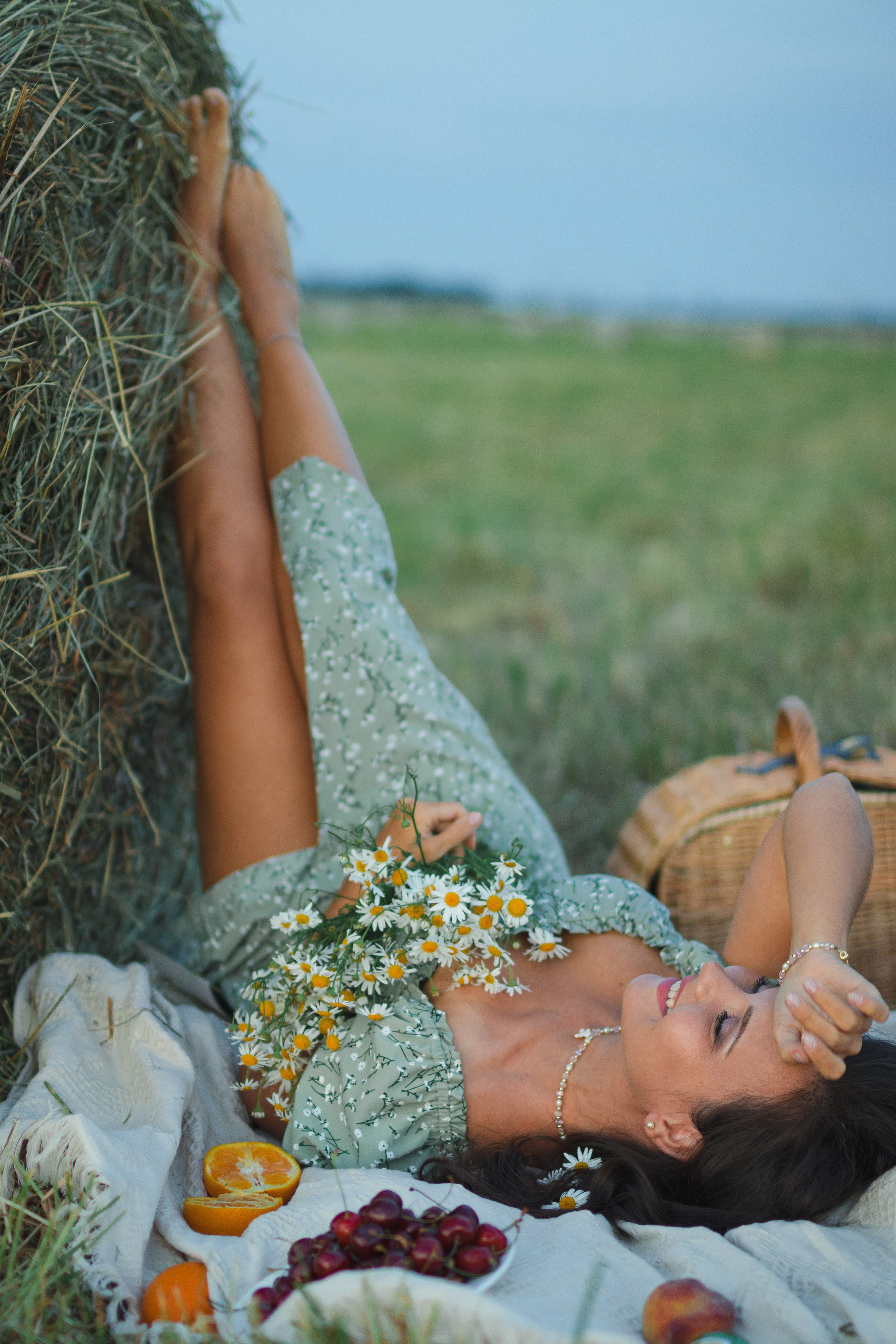 Фотосессия в поле, Карелия. Фото Руслана 