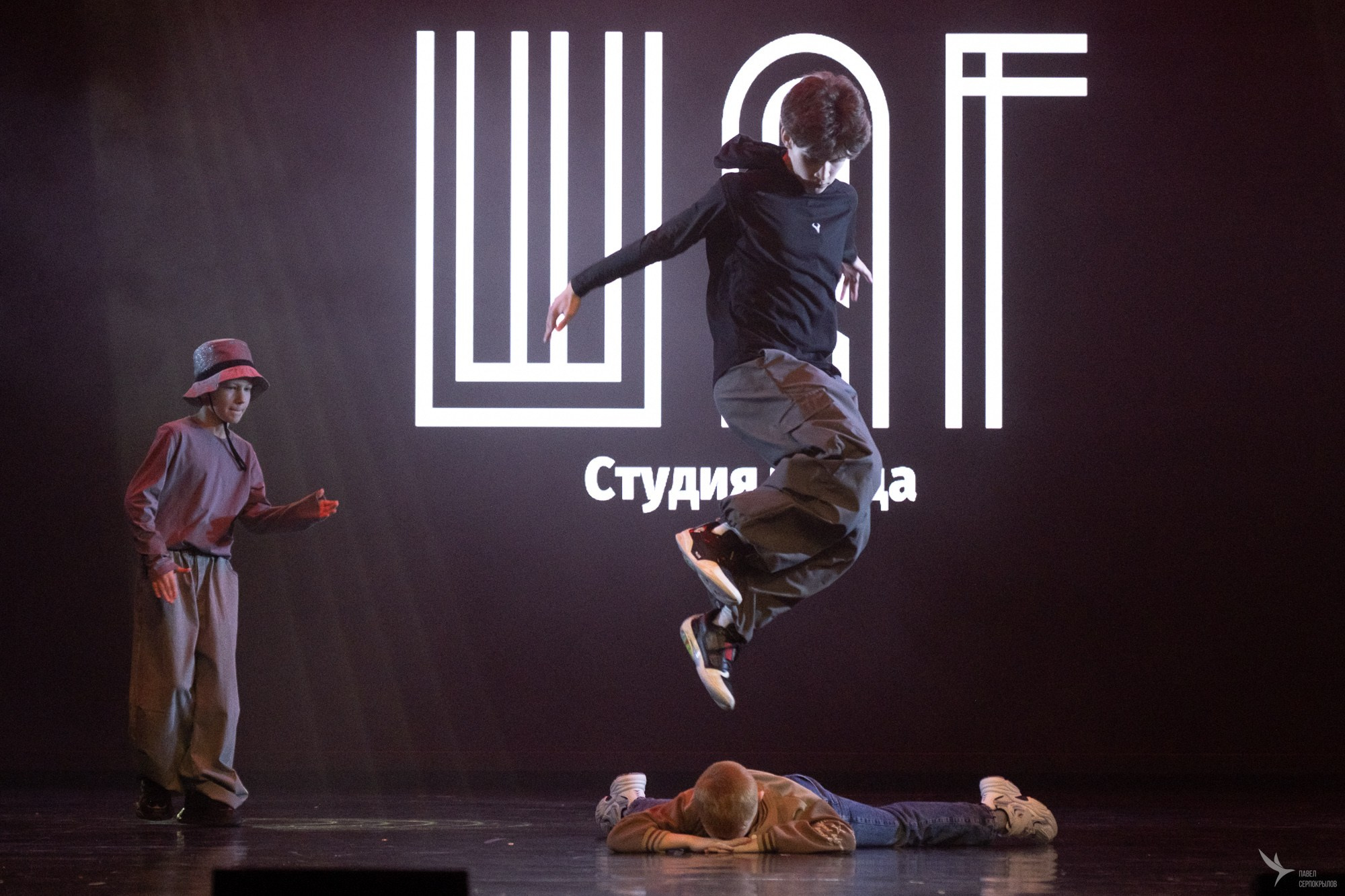 Отчетный концерт студии танца «ШАГ». Репортажный фотограф в Казани Павел Серпокрылов