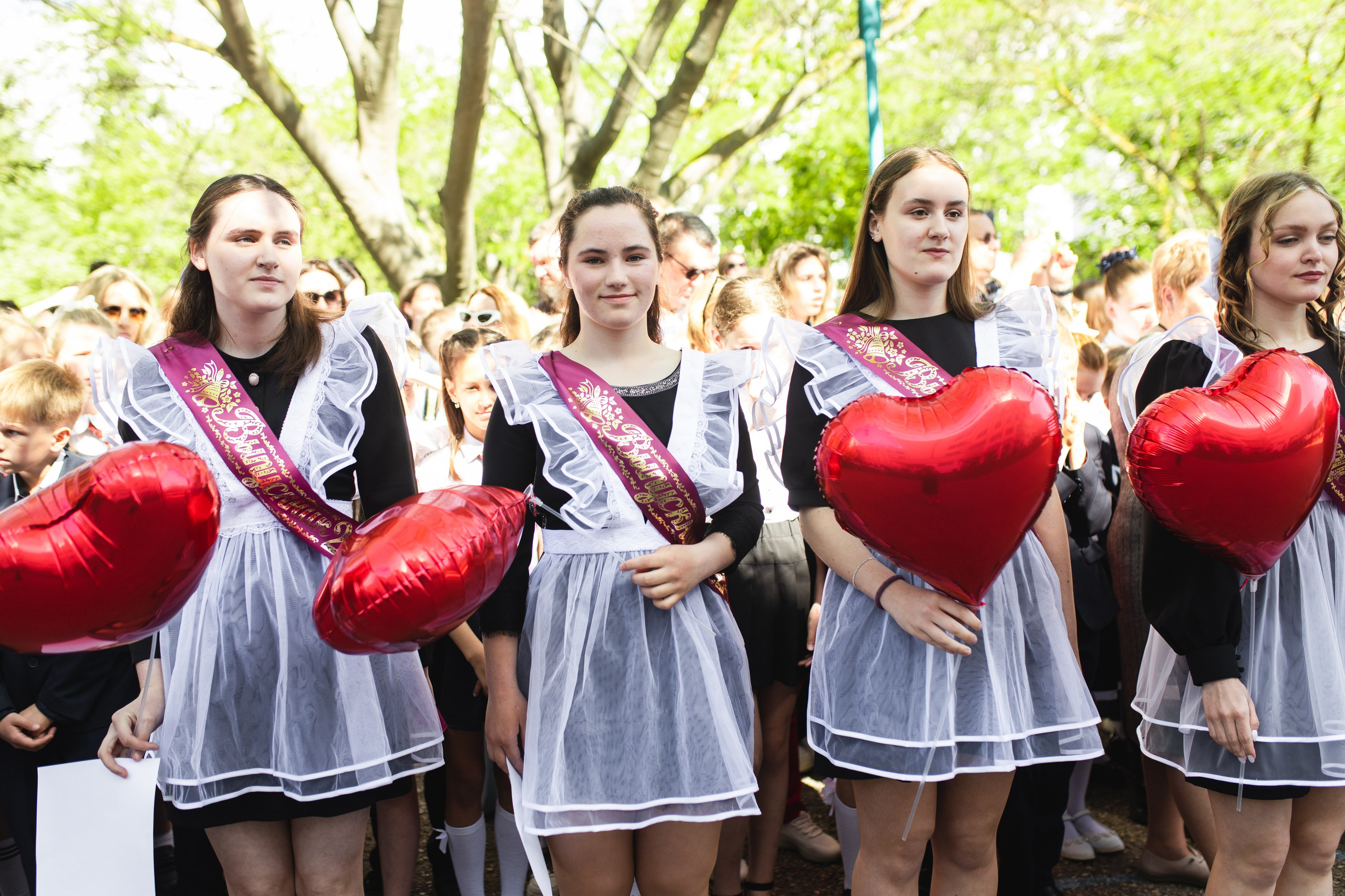 Последний звонок, фотосъемка в Севастополе. Фотограф в Севастополе и в Крыму