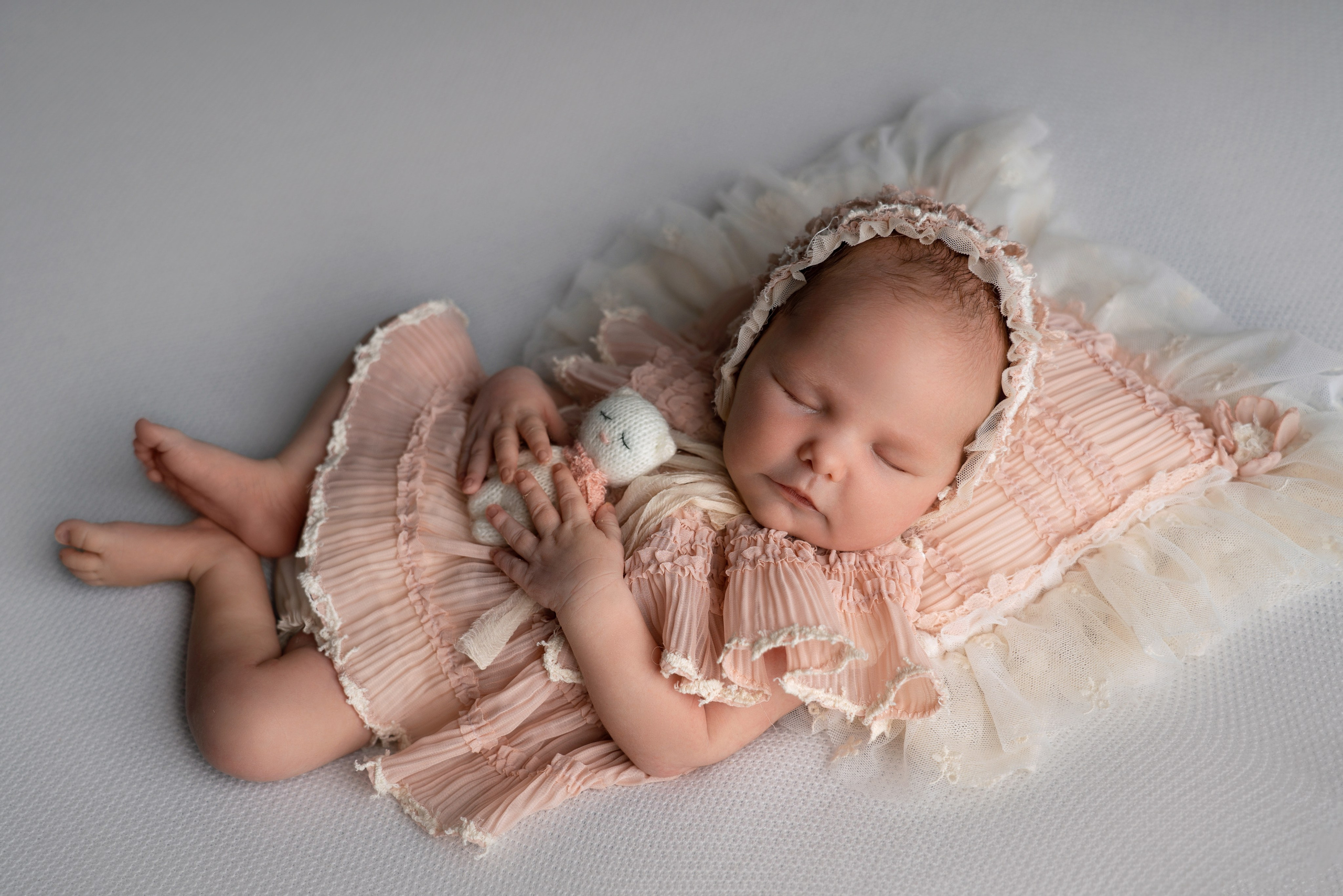 Ньюборн. Фотограф новорожденных Оренбург и свадебный фотограф Оренбург