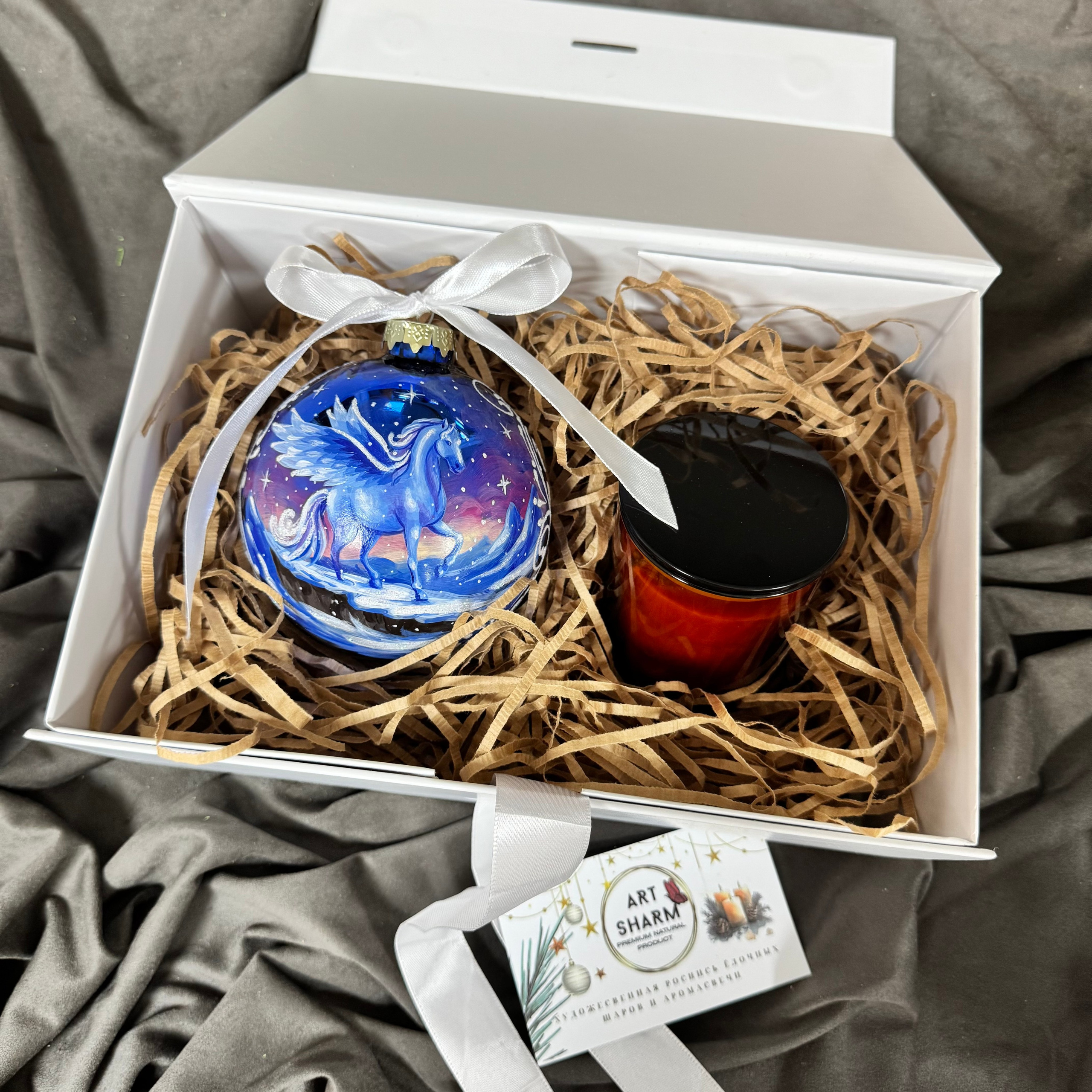 Аромасвечи и наборы. Художественная ручная роспись елочных шаров, корпоративные подарки и восковые аромасвечи