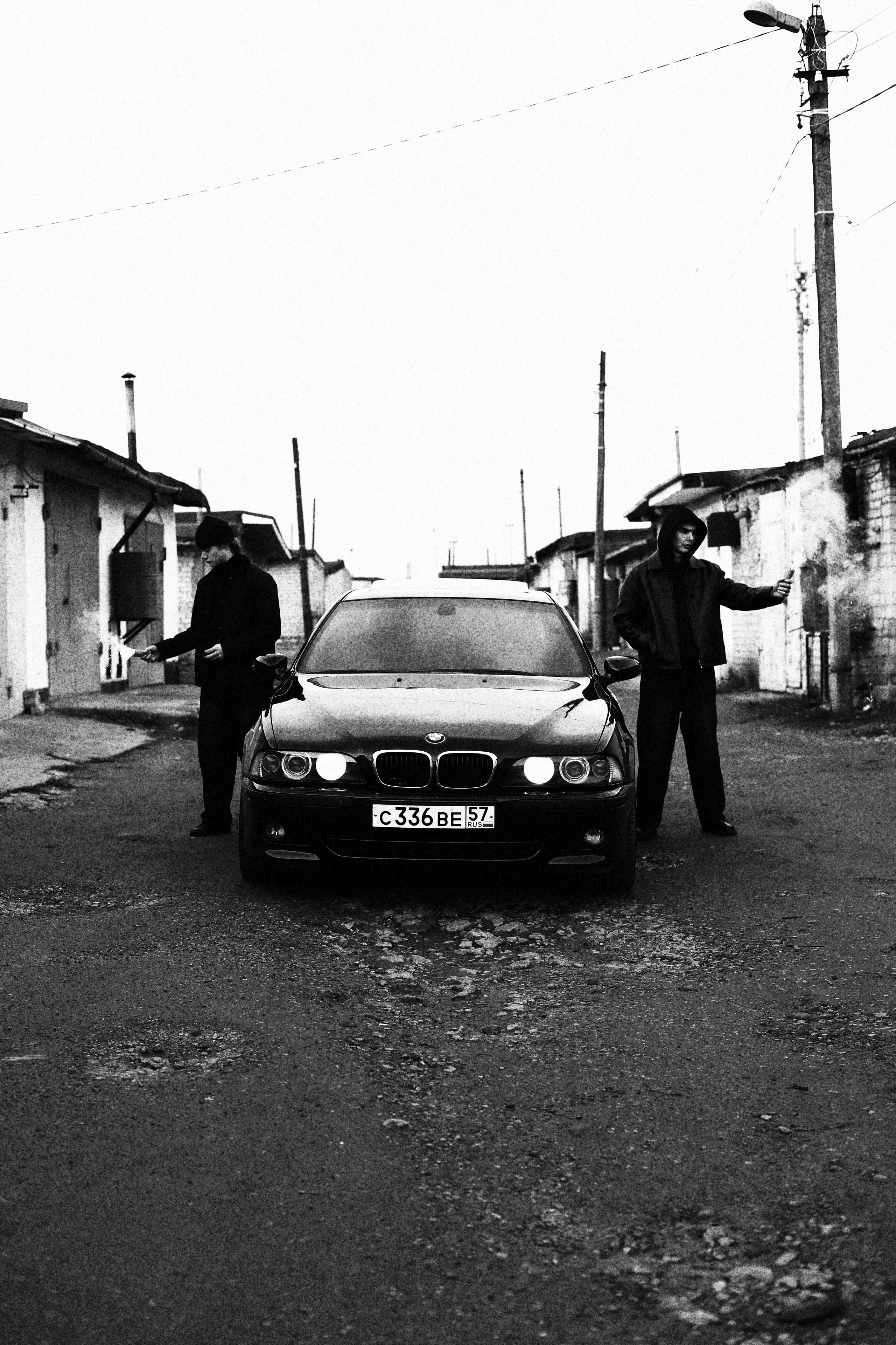 Богдан и Михаил. Портретный фотограф в Орле. Готовые фото за 3 дня! Помощь в позировании. Советы по организации