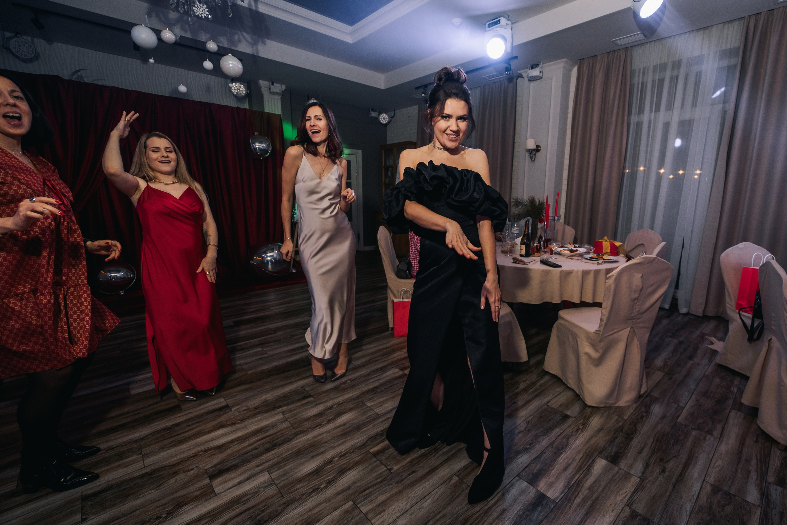 RED вечеринка @ Bazilik. Фотограф Александр Решня