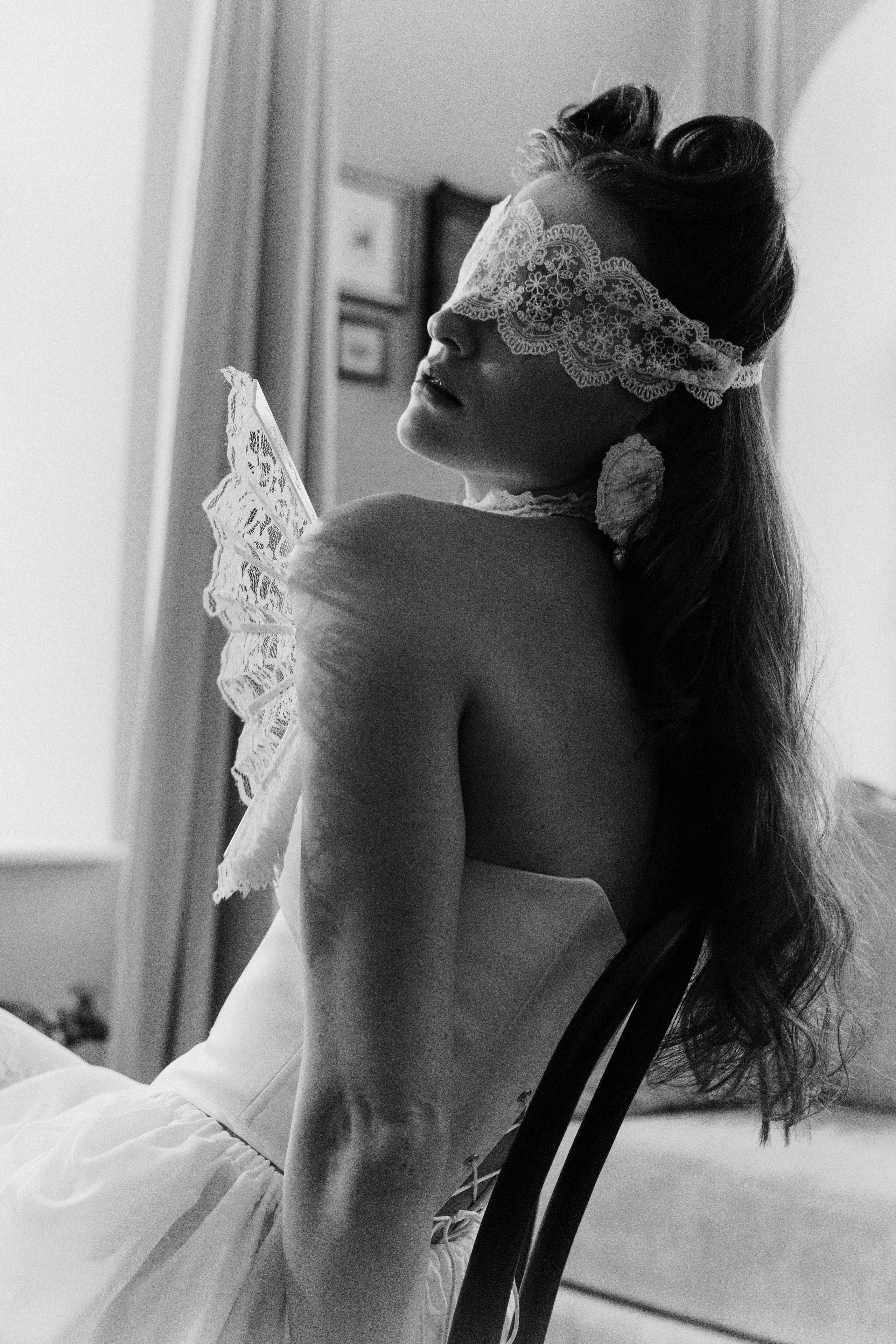 Fiancée Alisa. Я — Алёна и я фотографирую красиво (е)