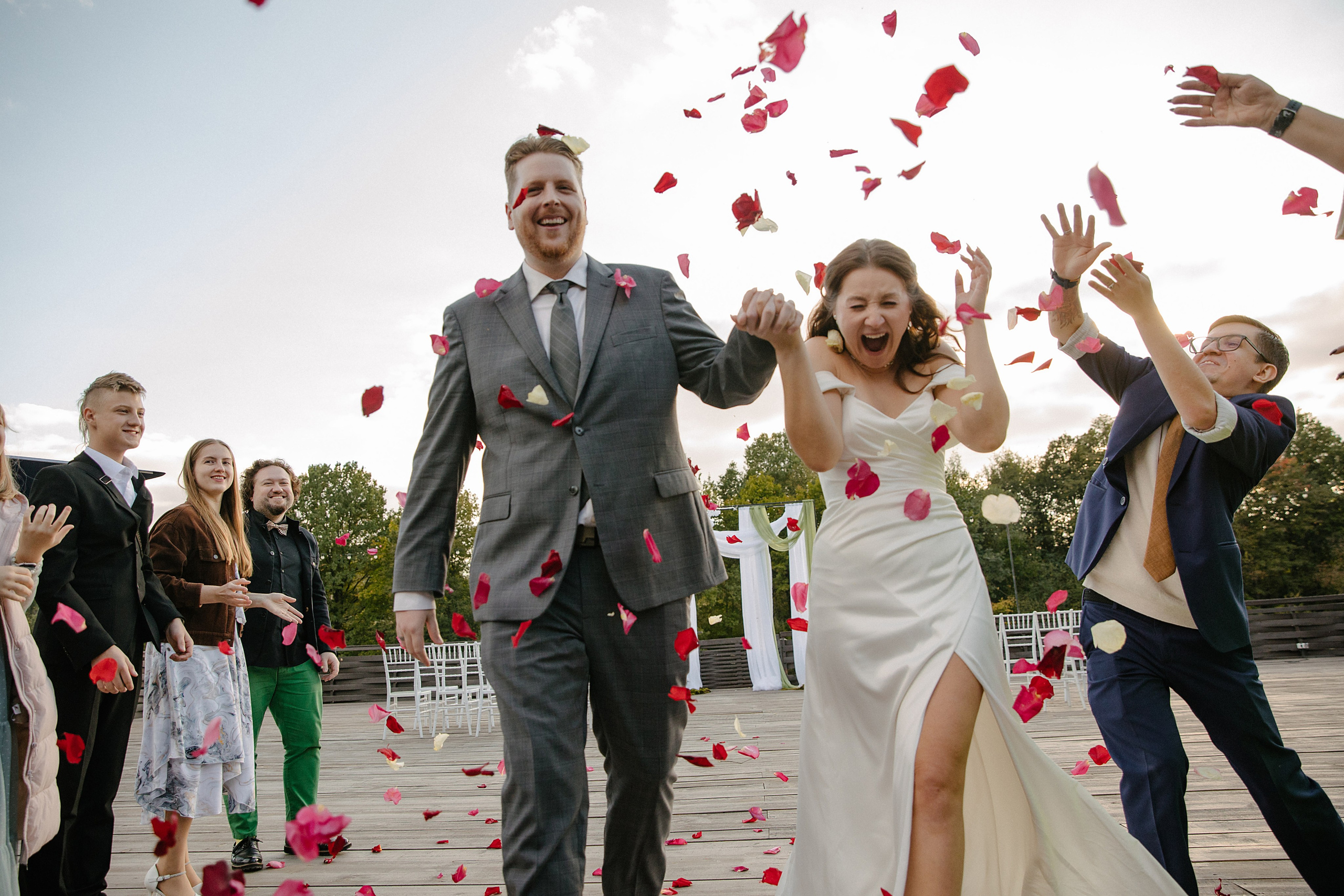 Камерная русско-американская свадьба, когда любовь побеждает все. Свадебный фотограф в Воронеже Алексей Логинов