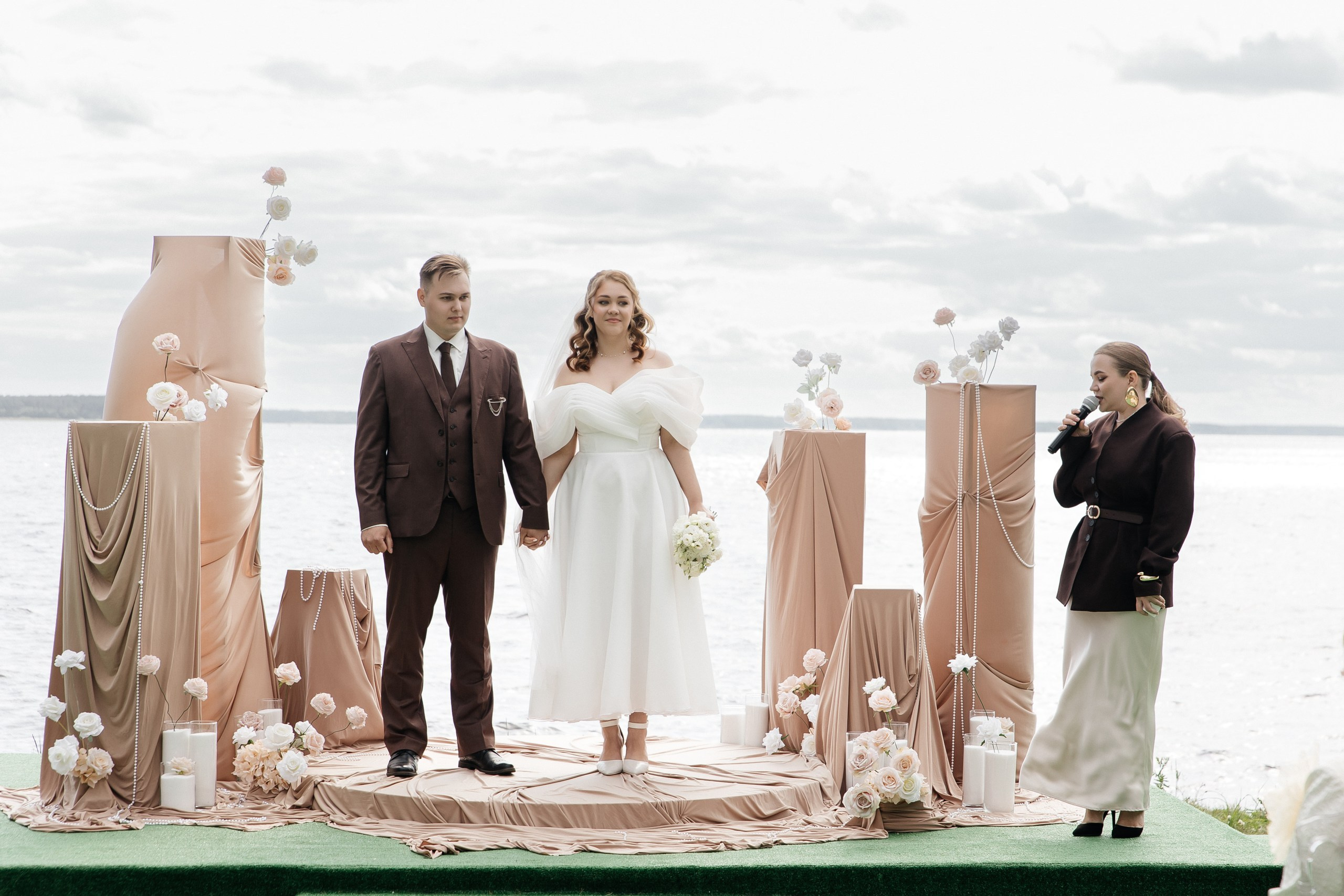 А | А. Любовь, танцы и котики 🐾. Свадебный фотограф Настя Шелл г. Череповец