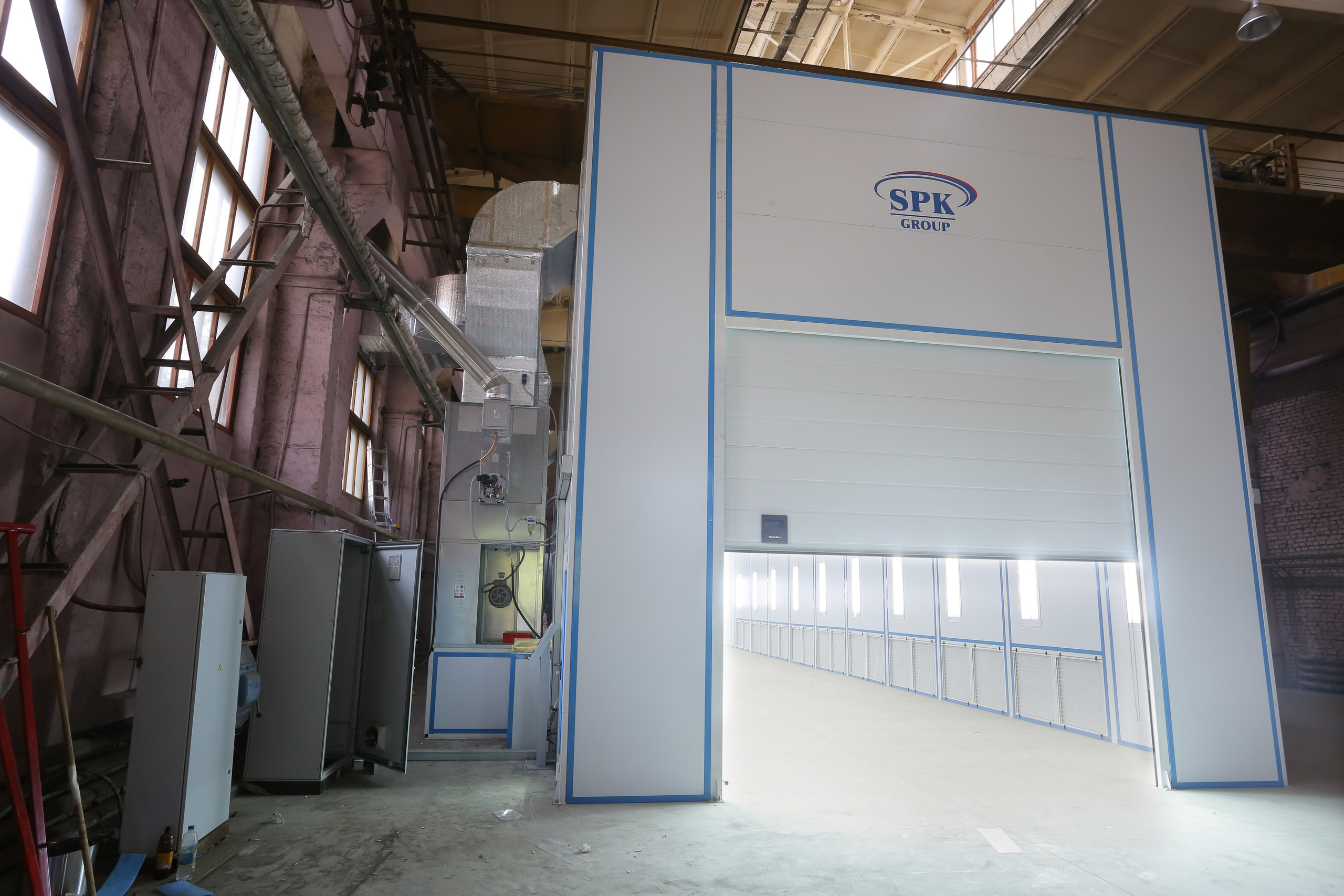 Промышленное оборудование SPK GROUP. Фотограф Евгения Улаз