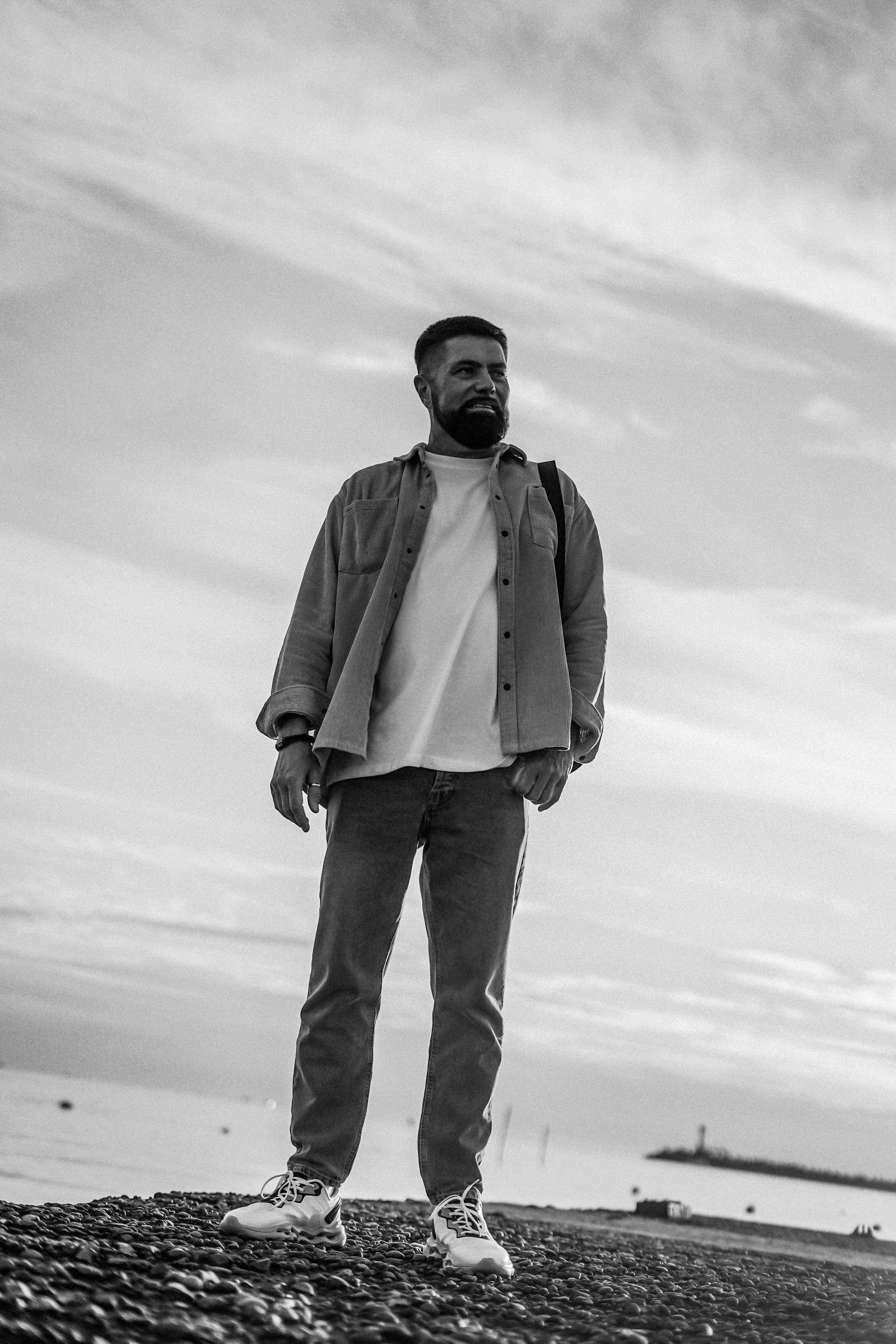 Фотосессия для Николая в морпорту и на ж/д вокзале Сочи. Фотограф в Сочи и Абхазии | Фототуры | September Air