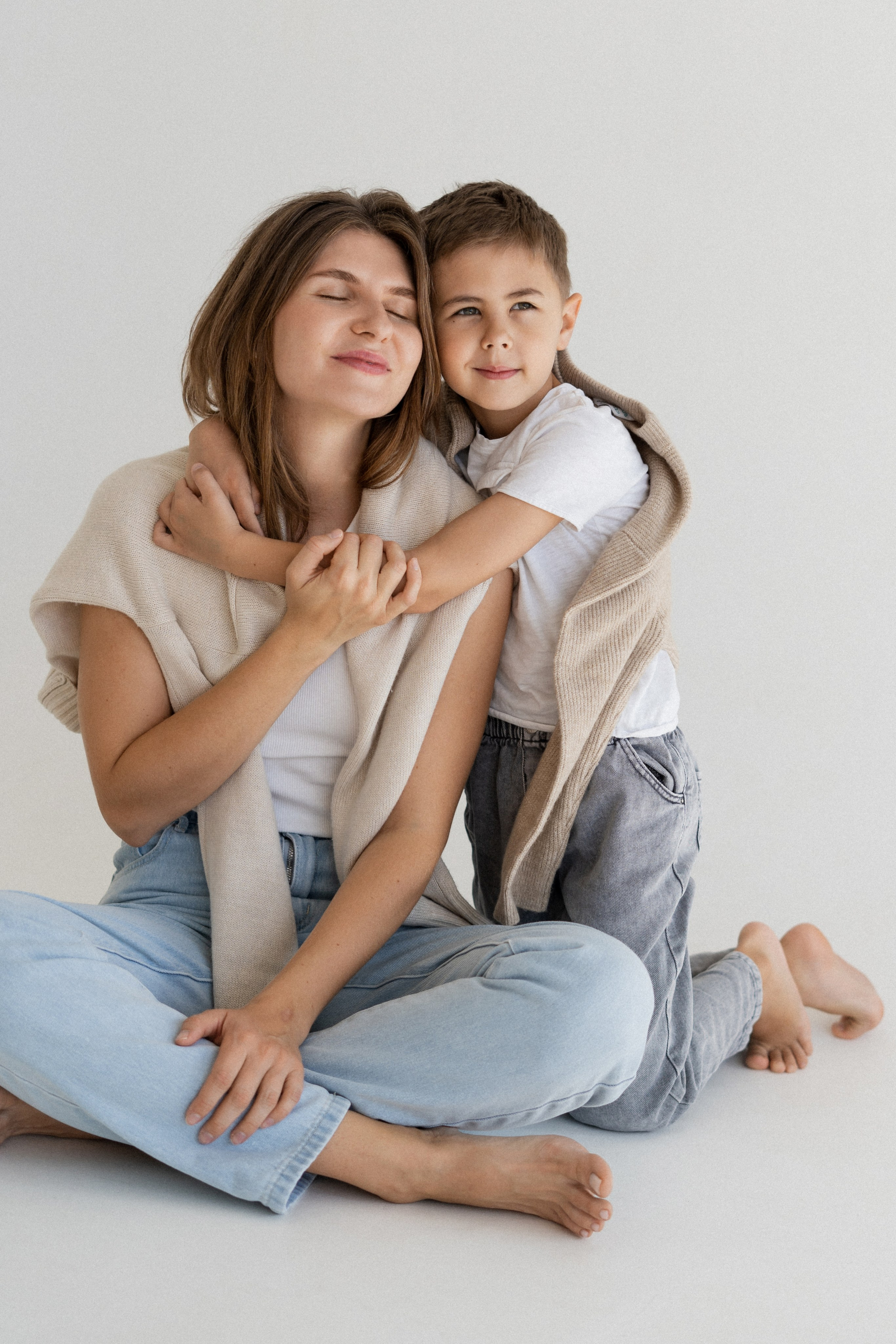 Оля, Артемий, Вера. Главная