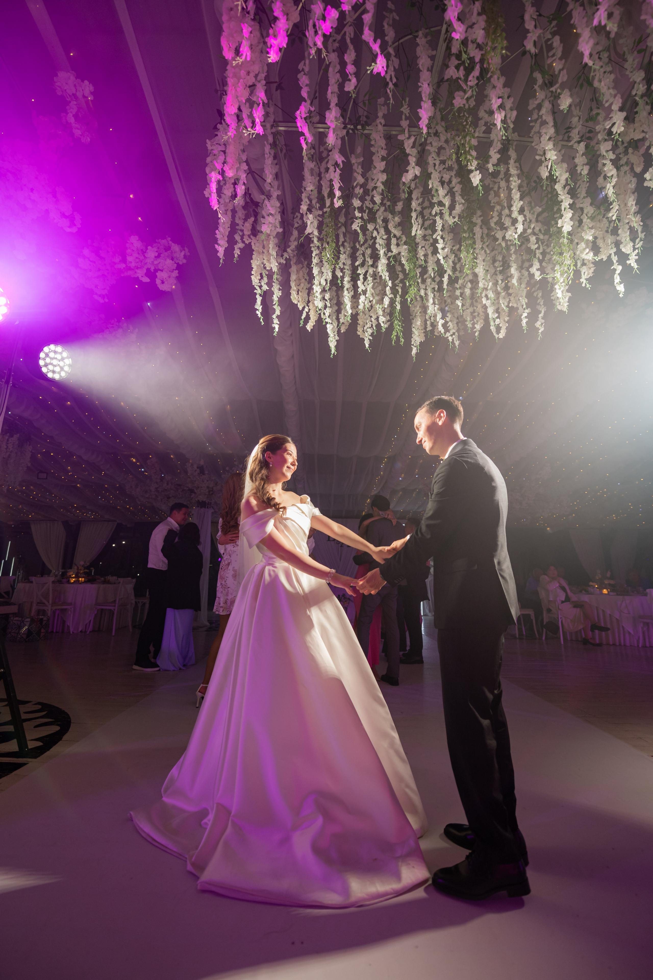 Вячеслав Аделm Свадьба. Фотограф Астана, Алматы