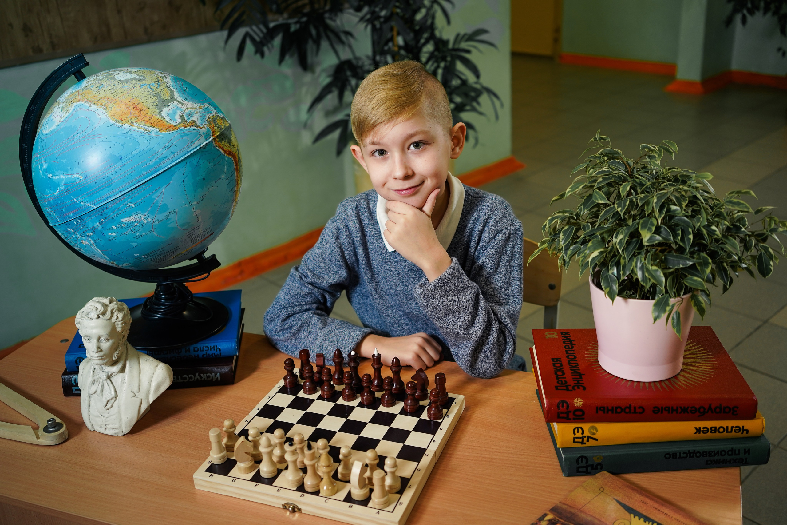 Выпускные альбомы, 4 класс Школа № 175 школьная фотосессия. Семейный и портретный фотограф в Екатеринбурге Анна Лобанова