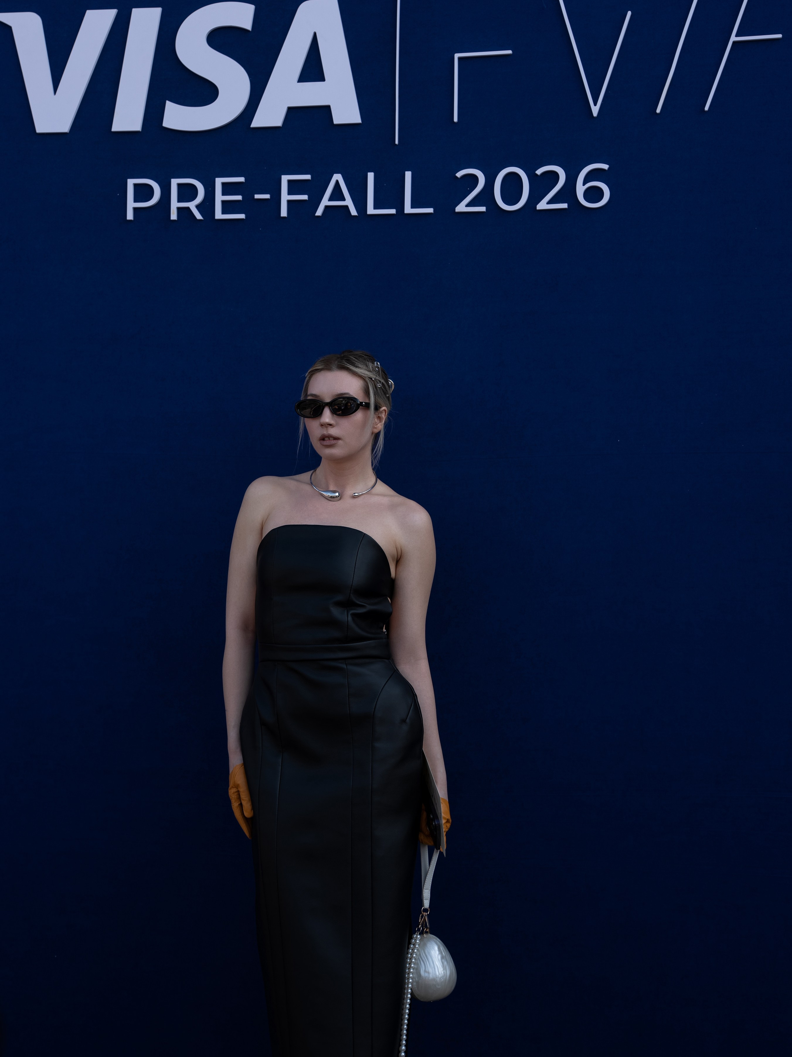 Visa Fashion Week Almaty Pre-Fall 2026 April StreetStyle Day 2. Сайт Алматинского НЮ АРТ, будуар и фэшн фотографа Дениса Карпенко